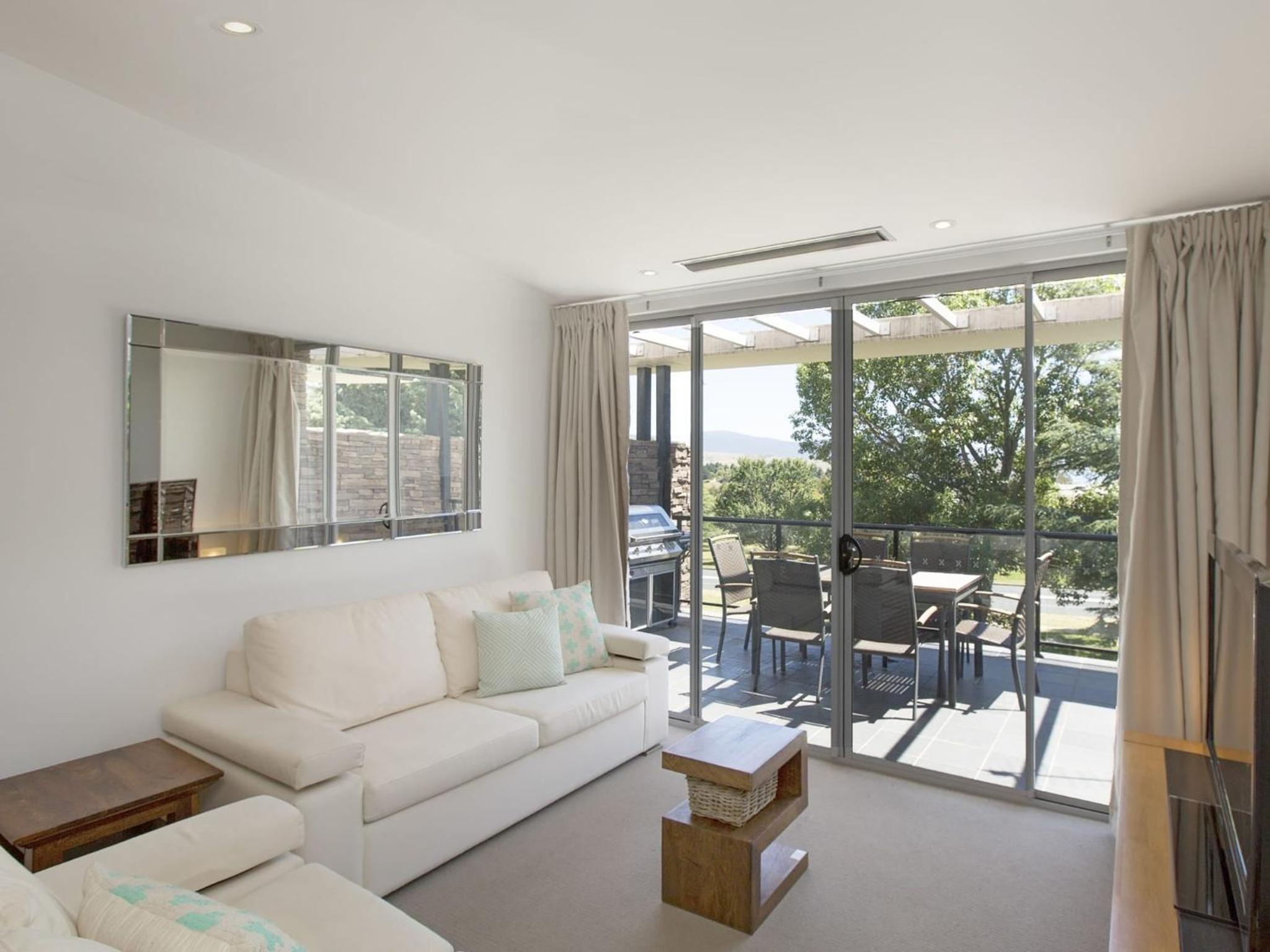 The Edge Apartment 5 Jindabyne Images