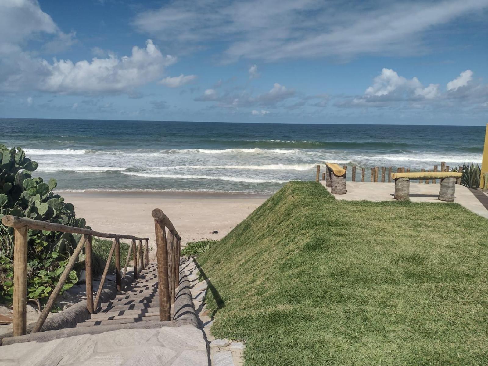 Casa Duplex com 2 suítes com ar condicionado ,100m da Praia - Barra de São Miguel, a 8 minutos da praia do gunga e a 3 da praia bonita! Condomínio com piscina e churrasqueira! Images