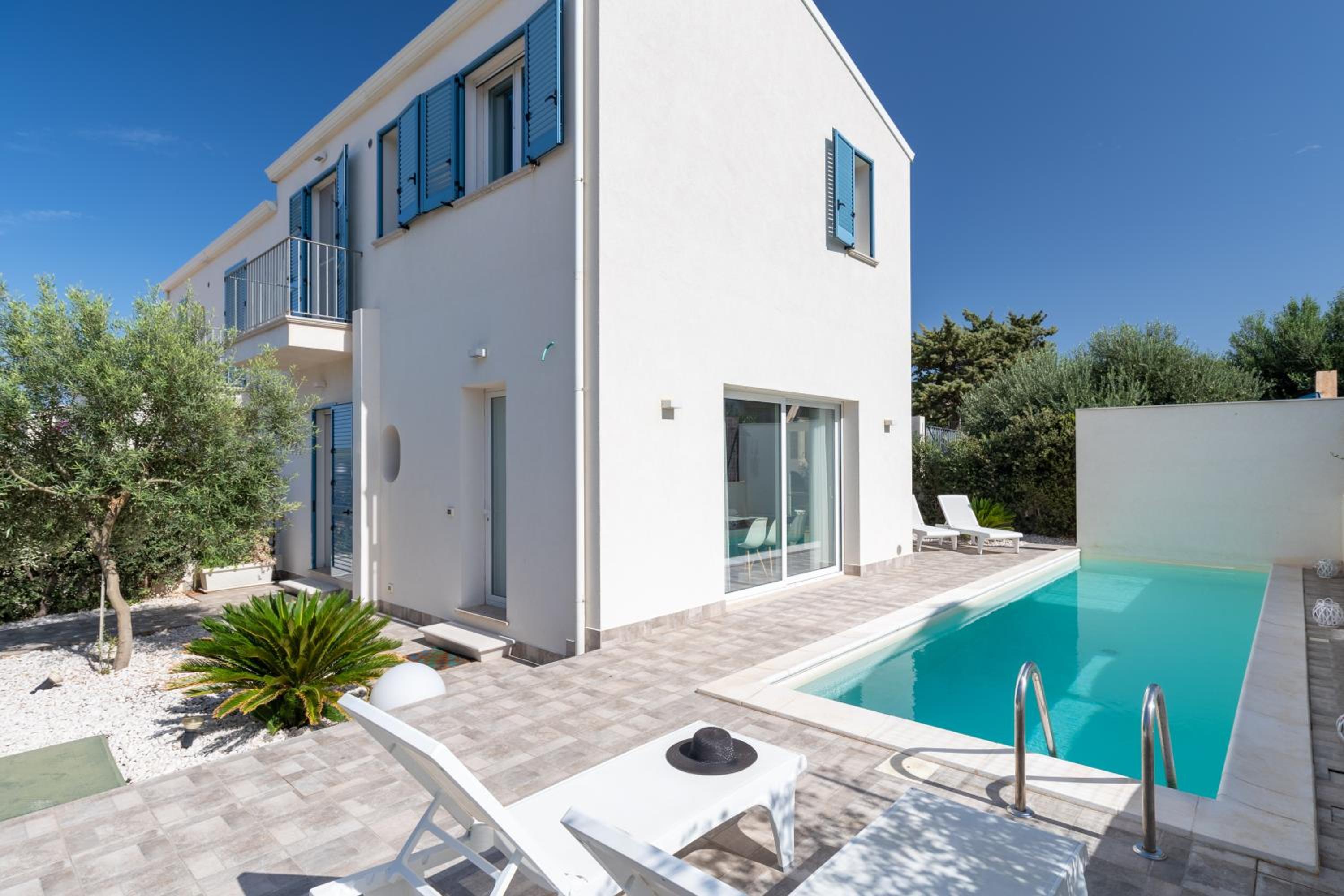 Villa con Piscina vicino San Vito Lo Capo Images