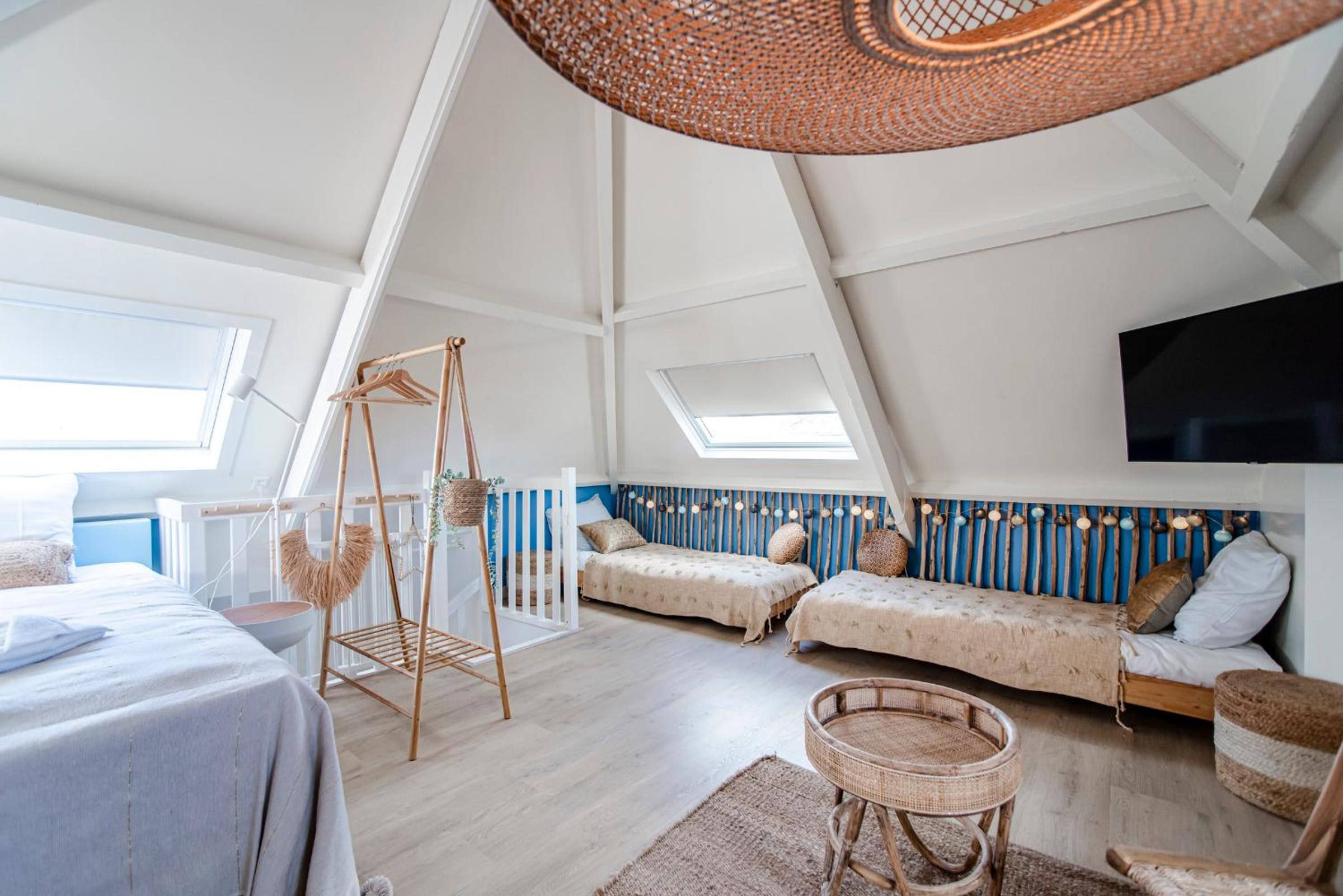 South Beach House Images