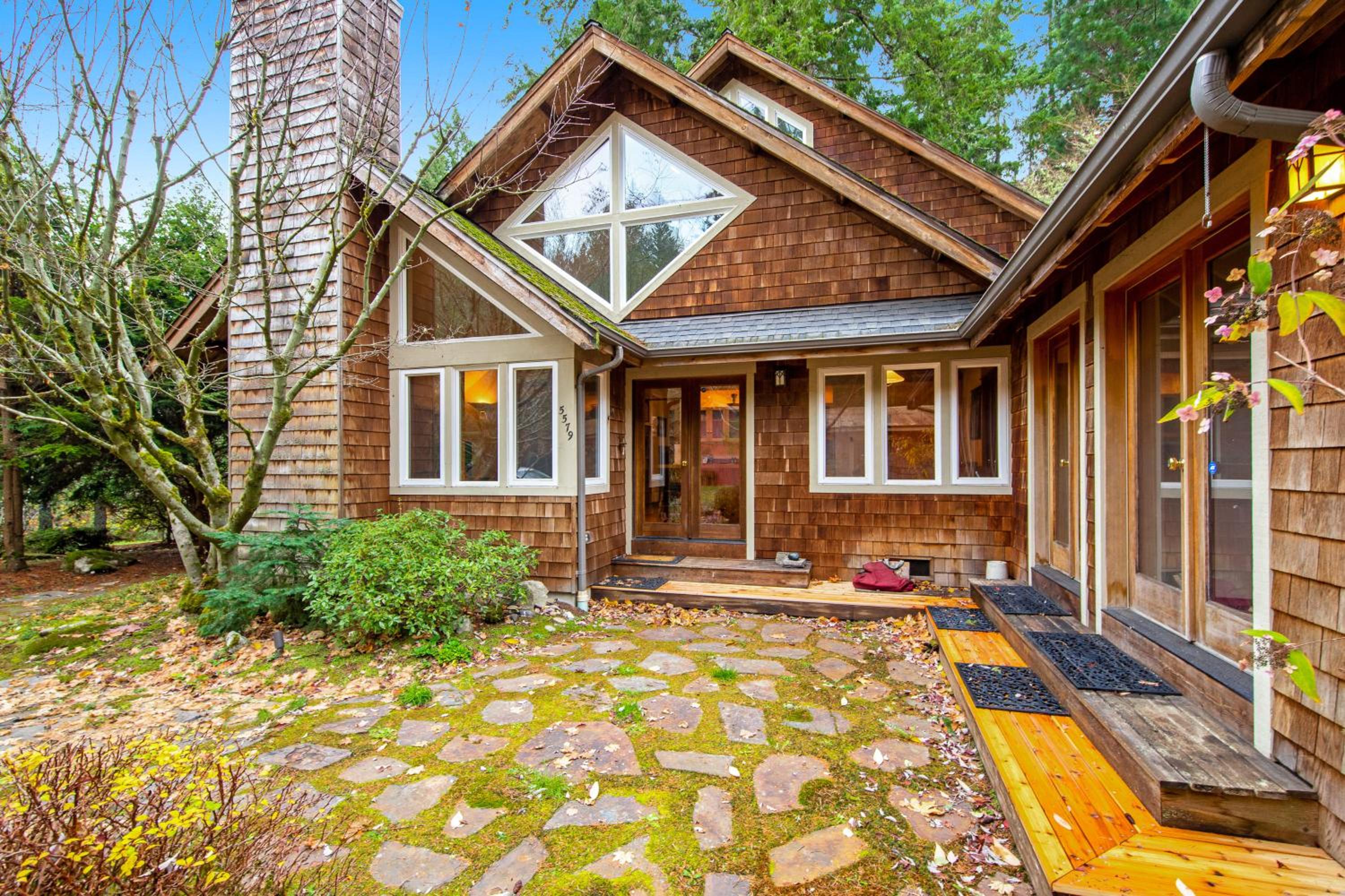 Bainbridge Island Retreat Images