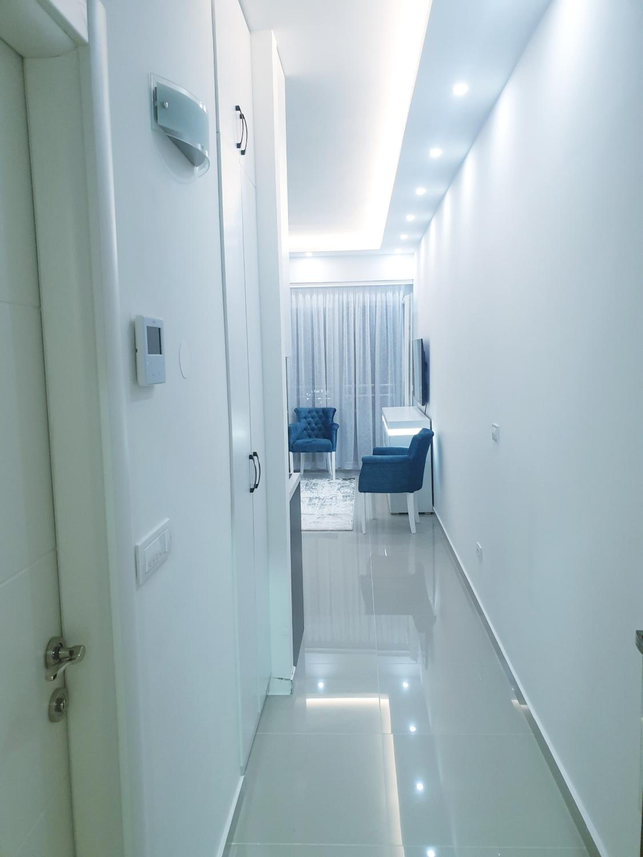 City Center & Seaside LUX Apartment Images