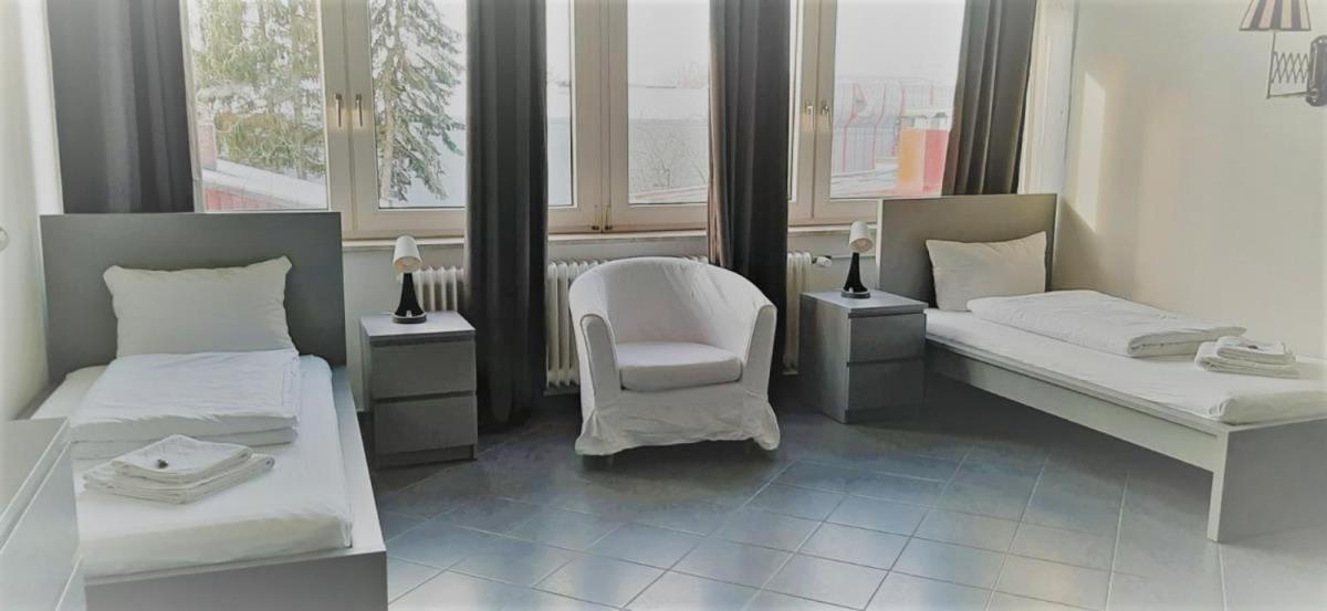 Mehrbett-Apartment 3 Citynah, einfache Ausstattung Images