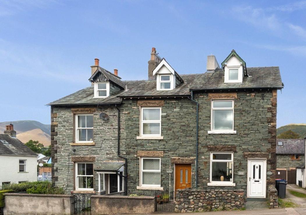 Abacourt Cottage Images