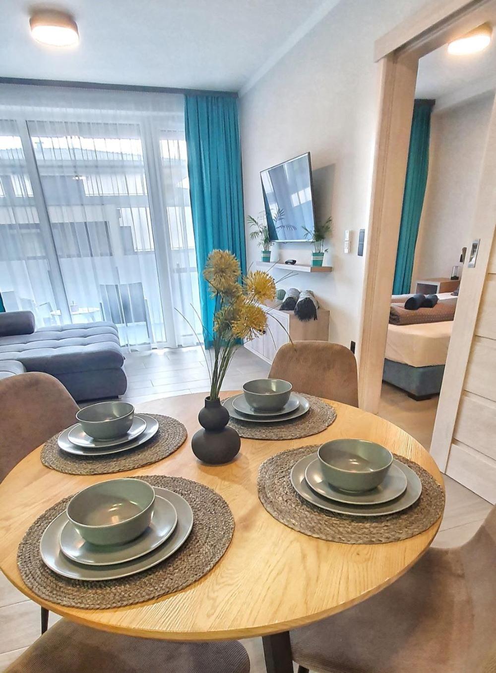 Marina Apartment by Dora Images