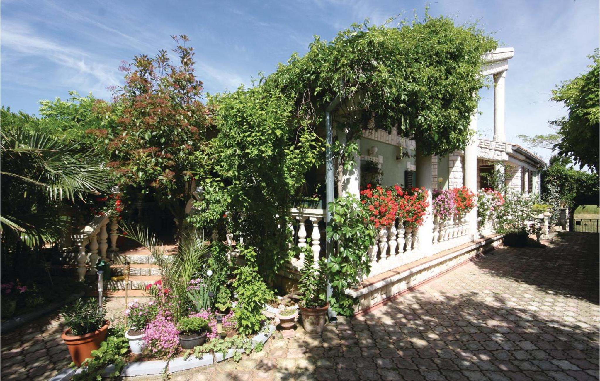 Awesome Apartment In Medulin With Wifi Images