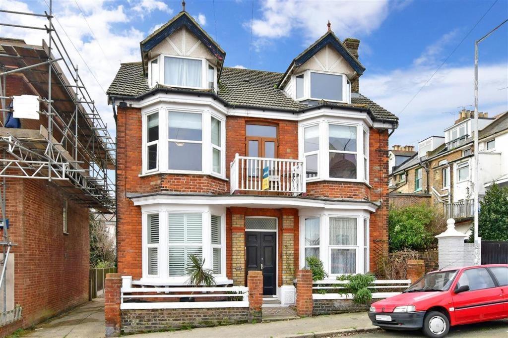 Seaside Apartment Images