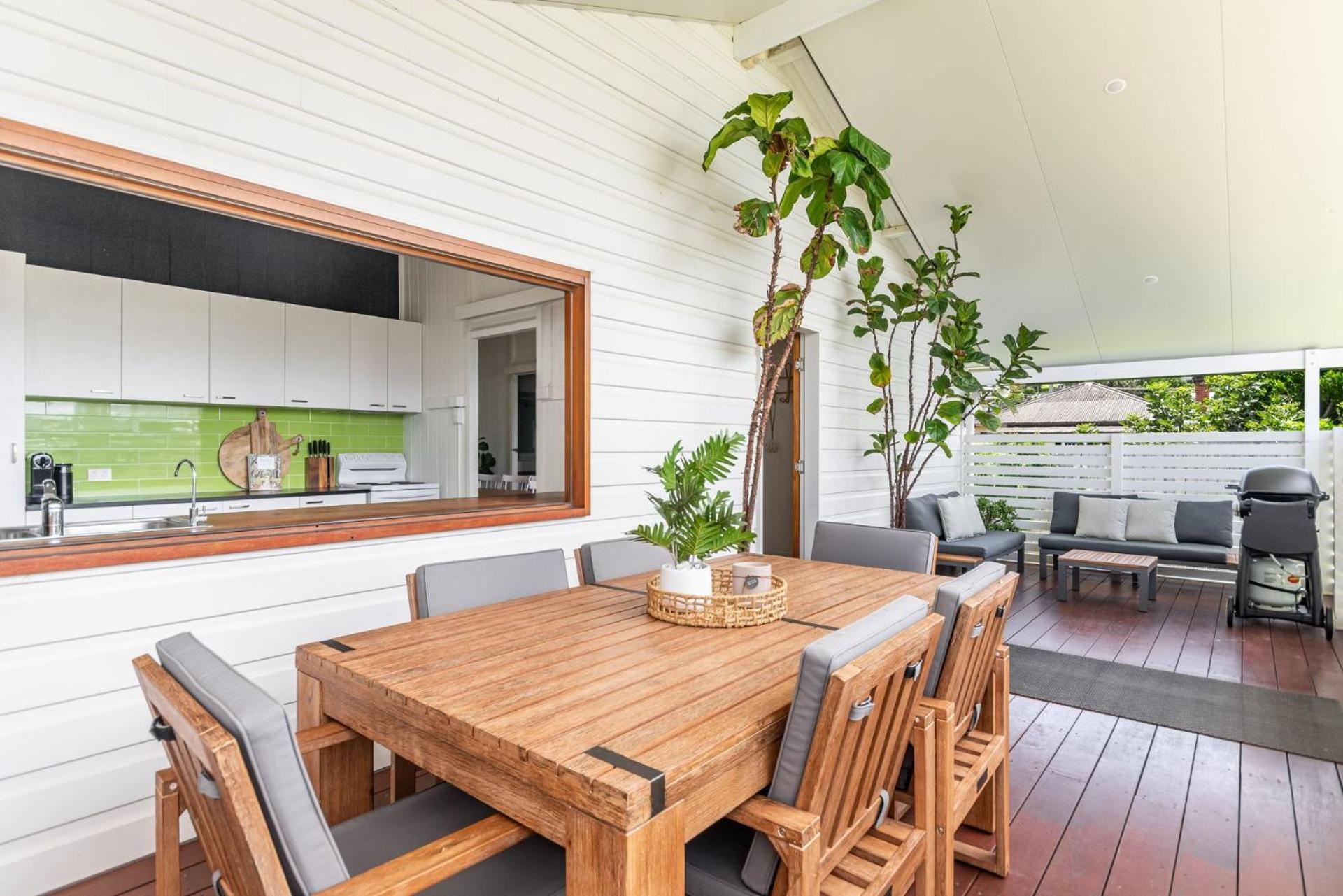 High Three - Downtown Beach House Images
