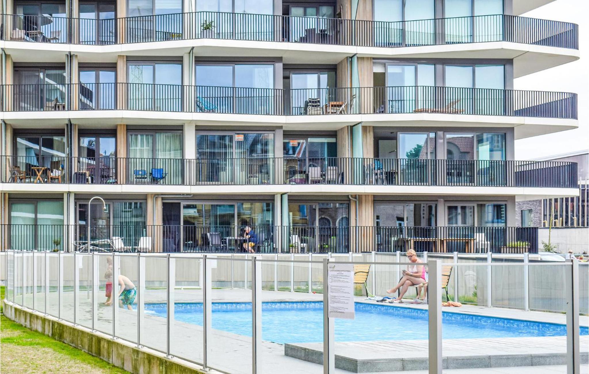 Residentie Crystal Ref 99 Images
