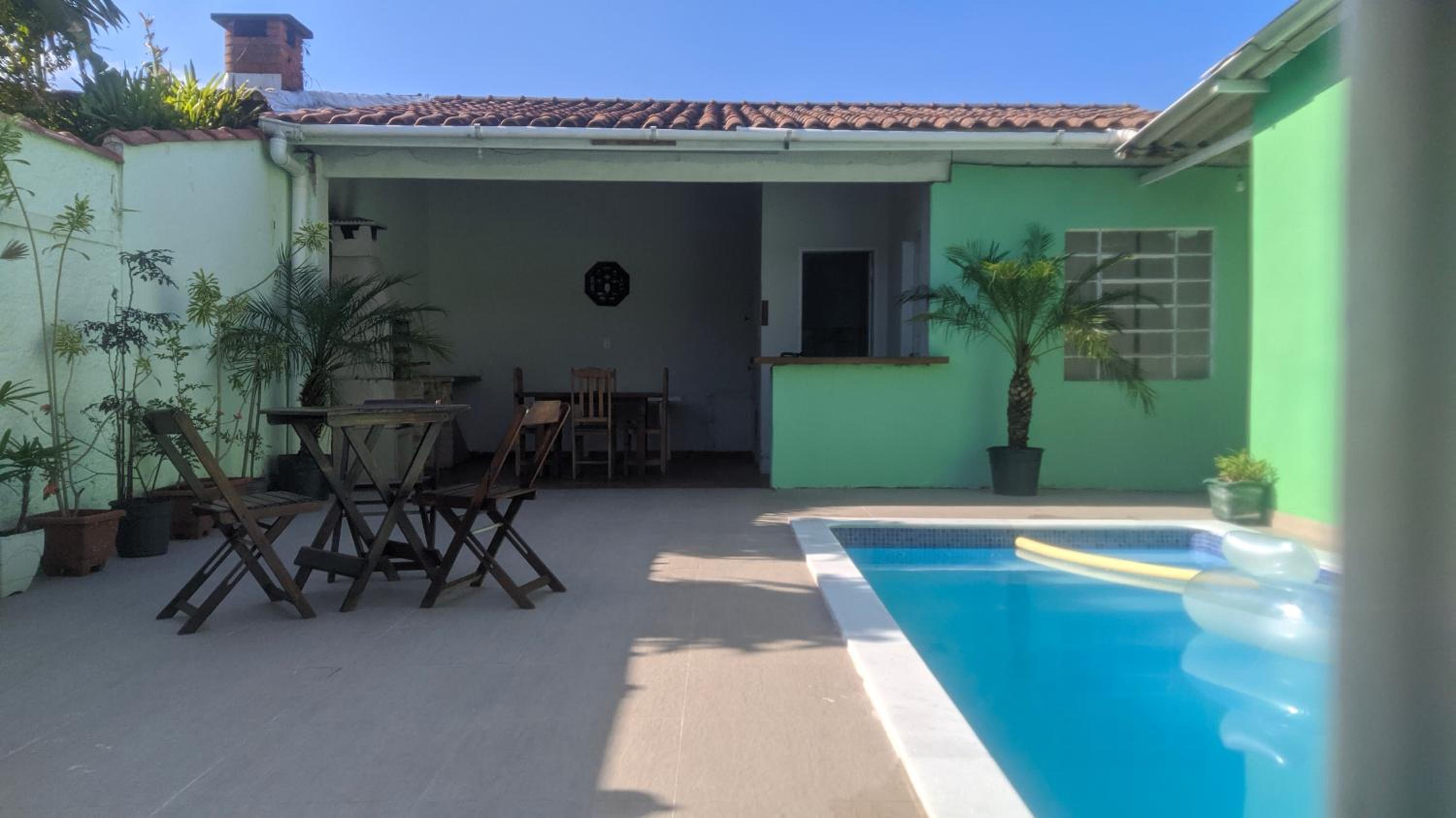 Casa com Piscina 200 m da Praia - São Sebastião Images