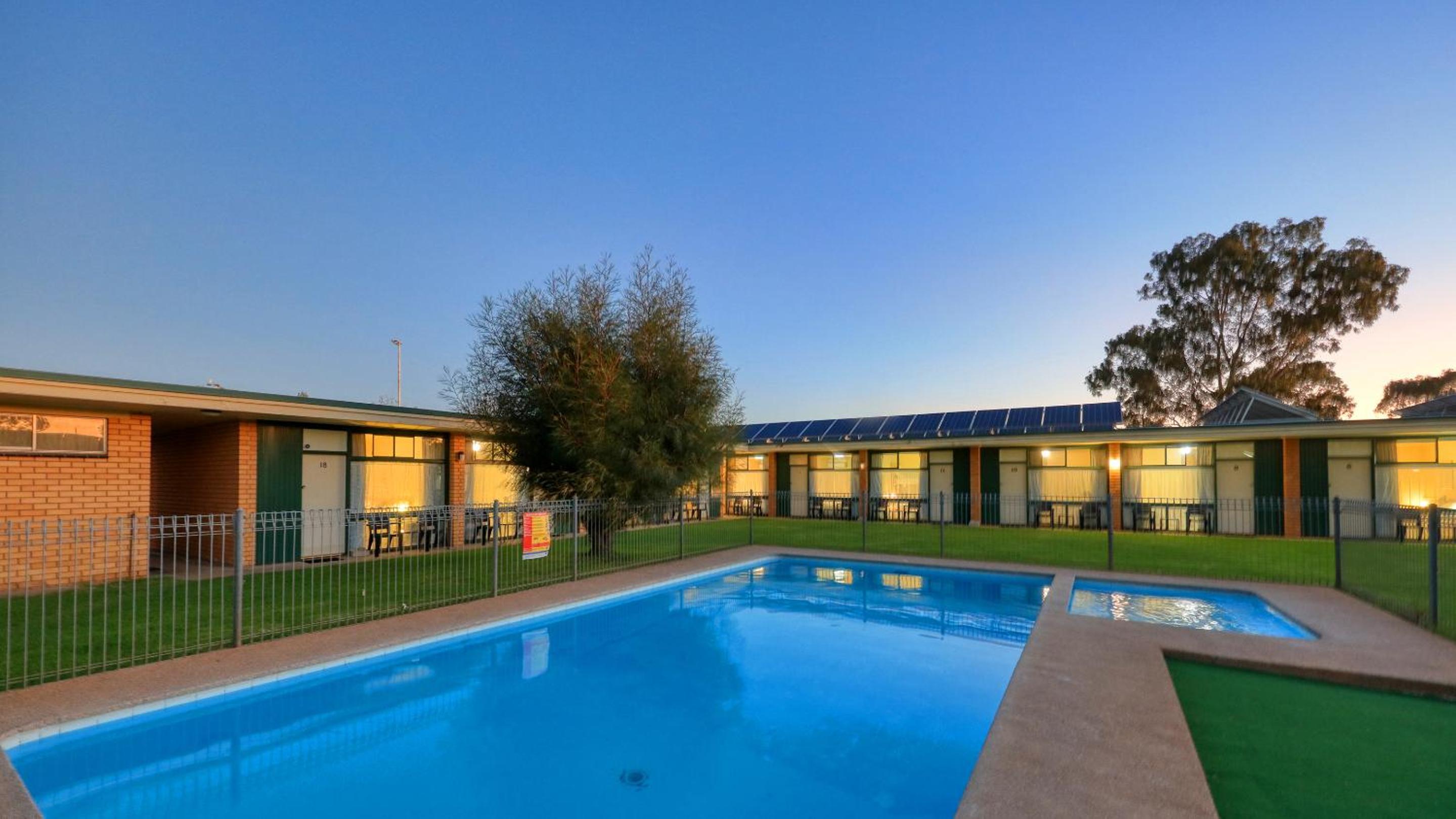 Junee Motor Inn