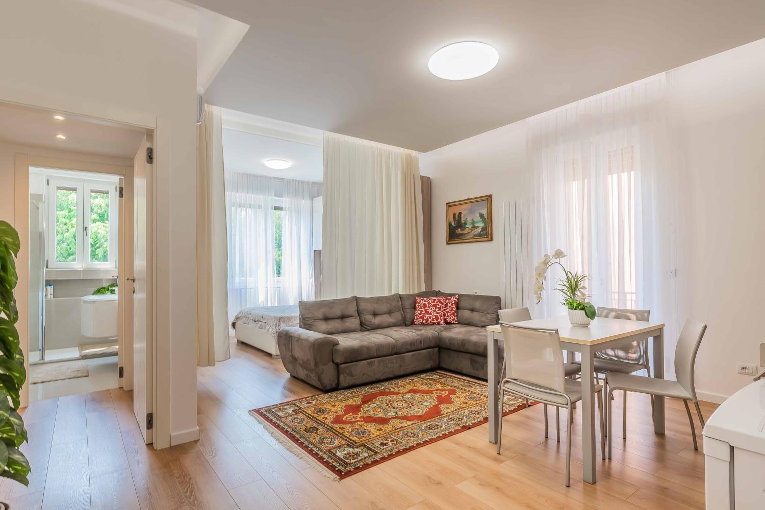 Luxury apartment Malpensa Images