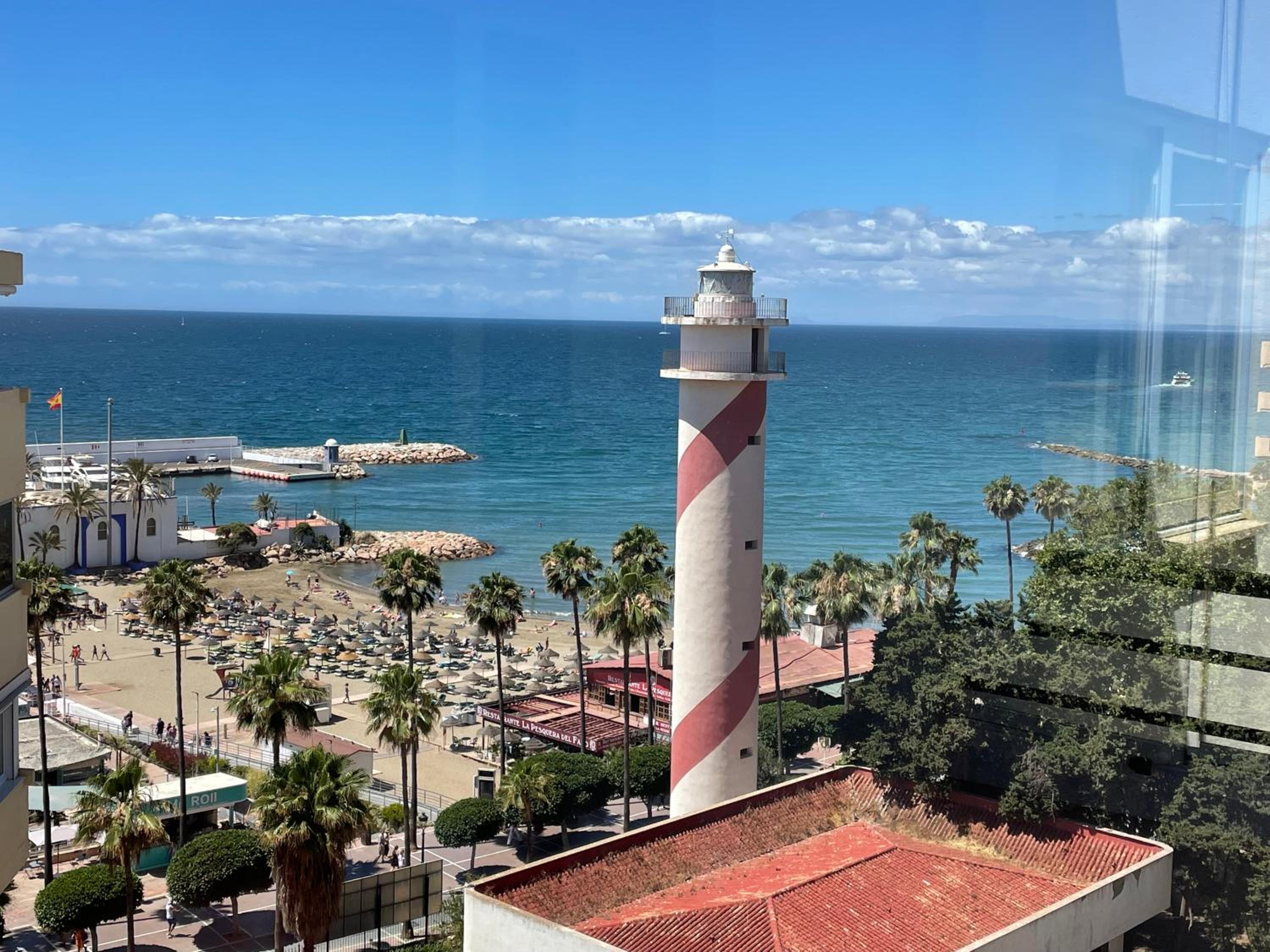 Modern 2BR Apartement with sea views in very center of Marbella Images