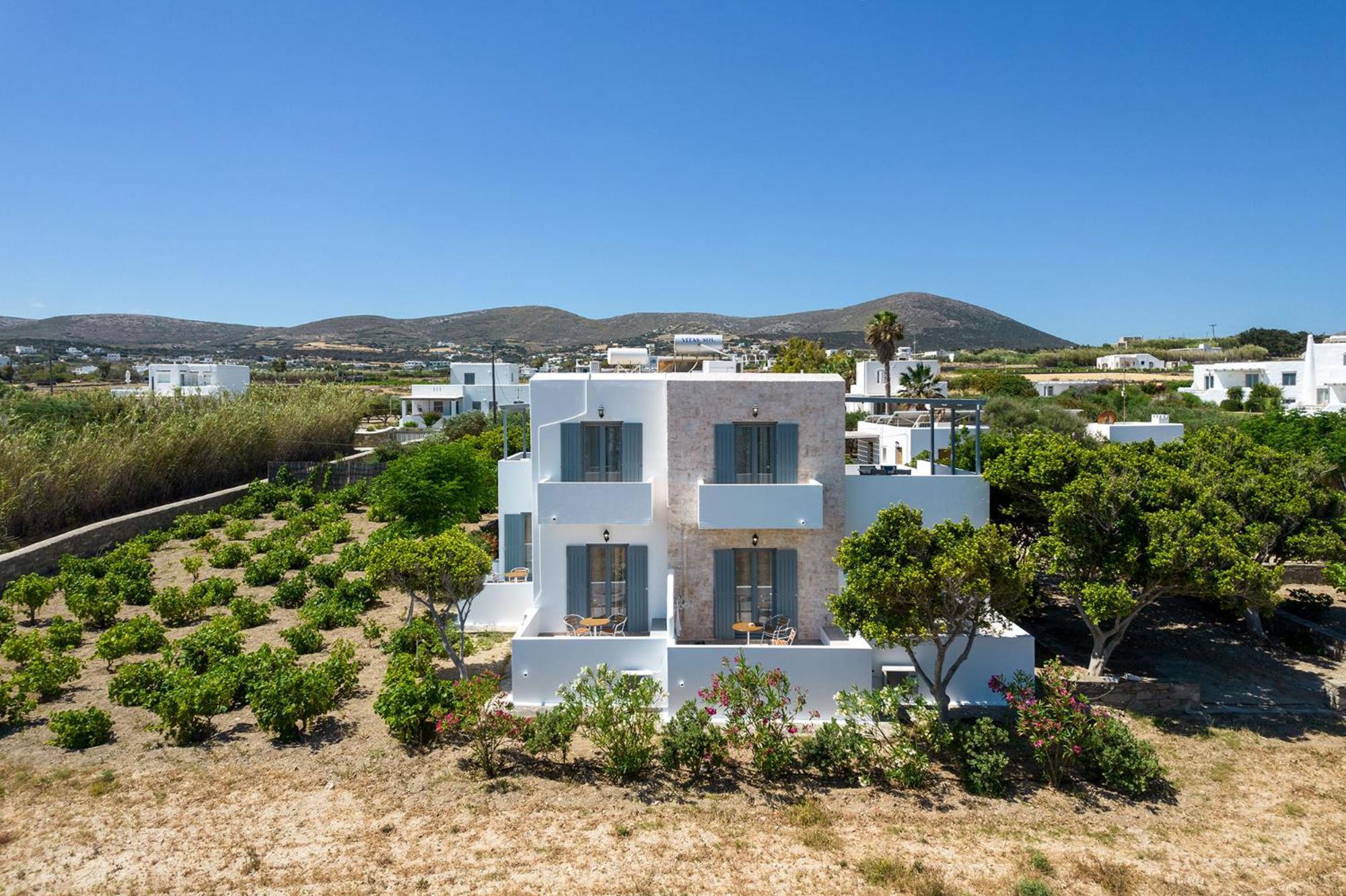 Anna Studios Paros