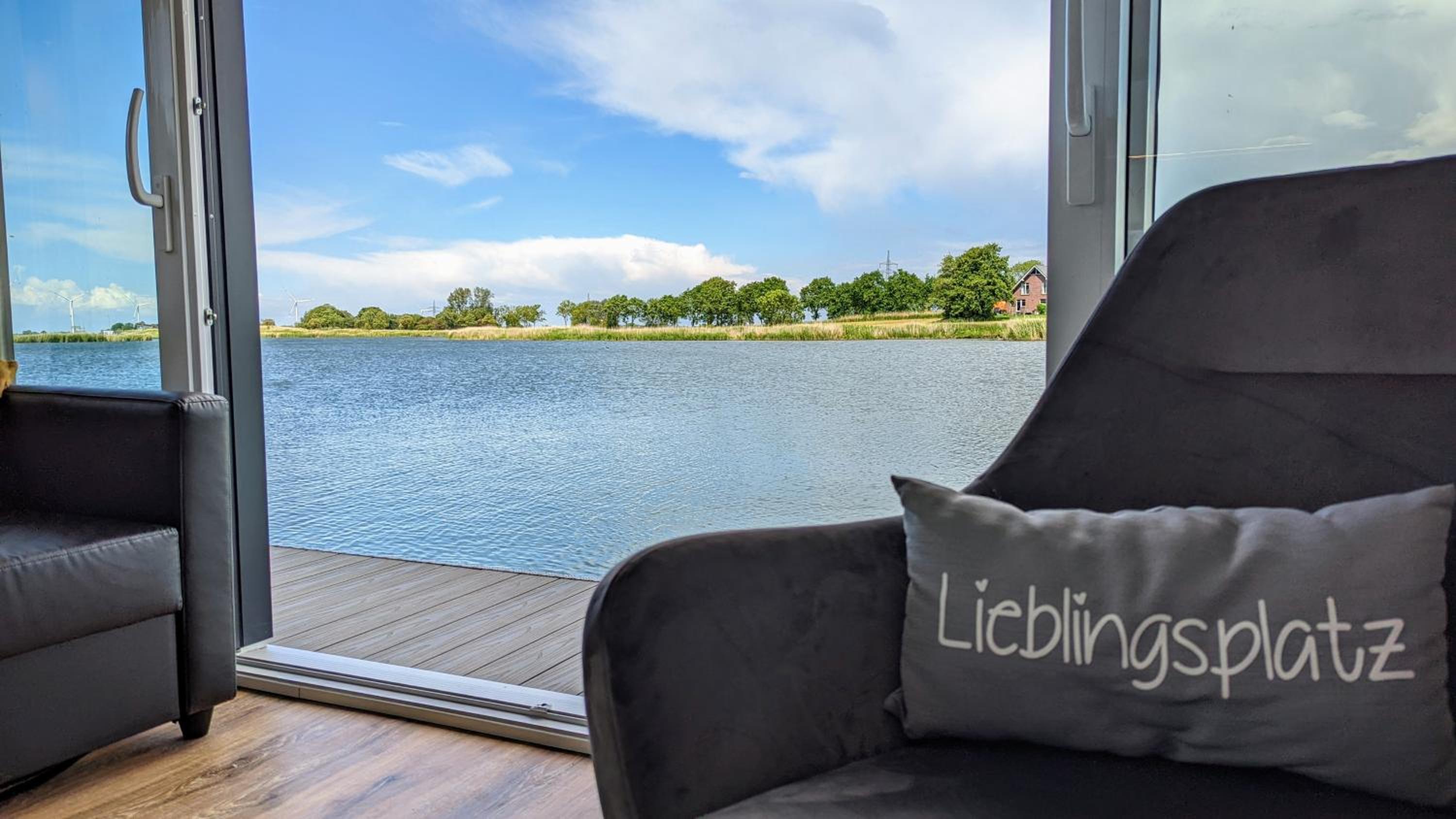 Hausboot Wangermeerblick (Floating Home) Images