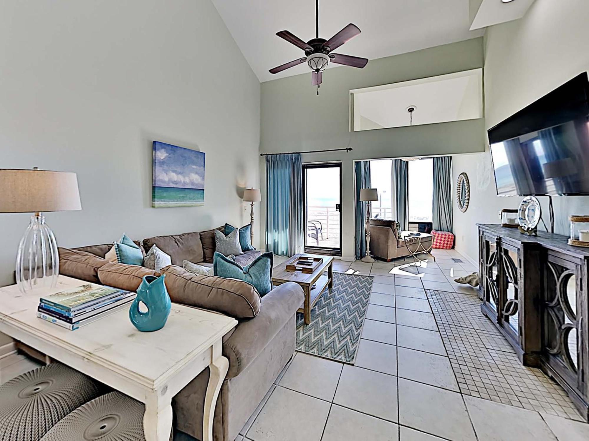 Palm Beach Club #229 Images