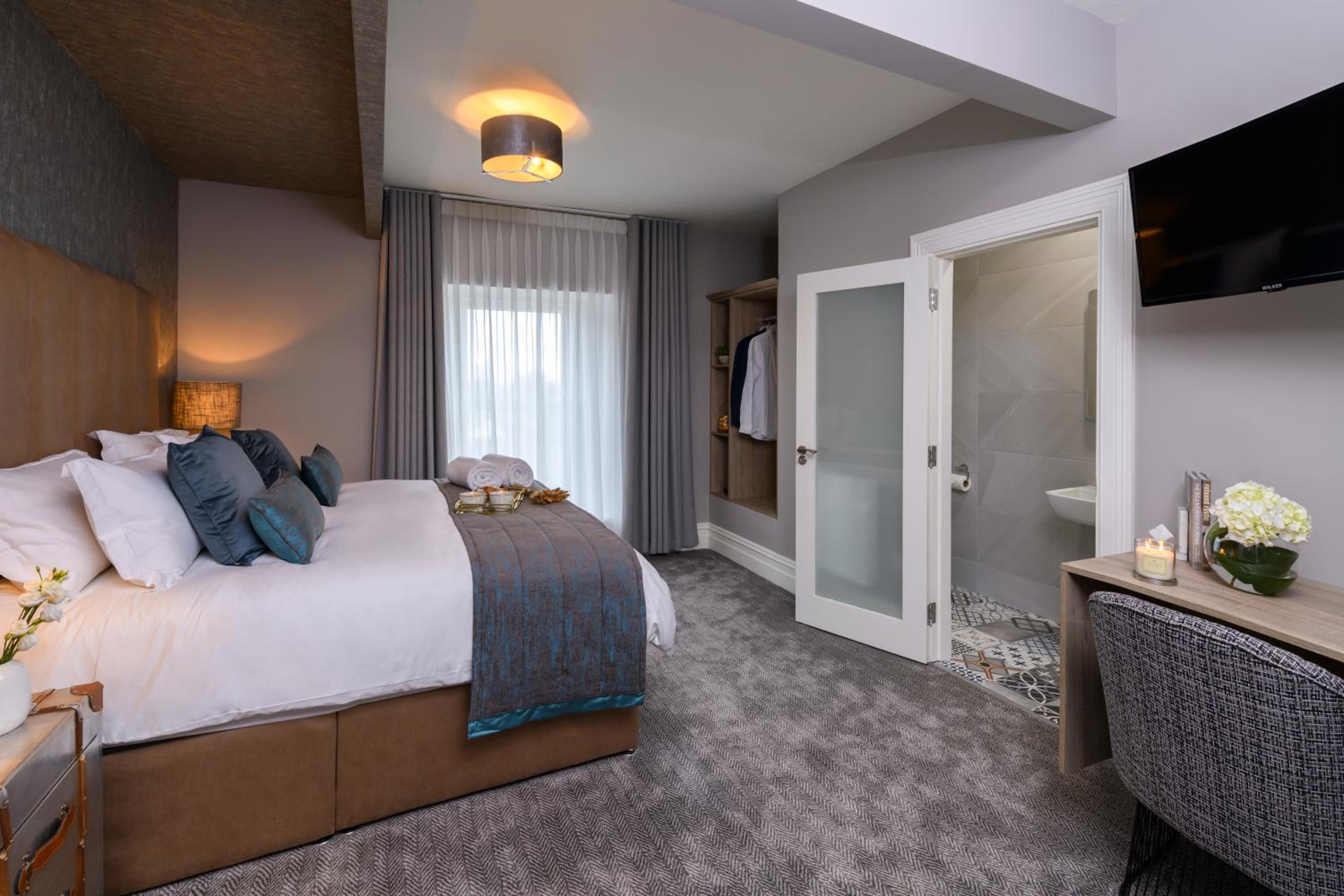 Maple Valley Accommodation