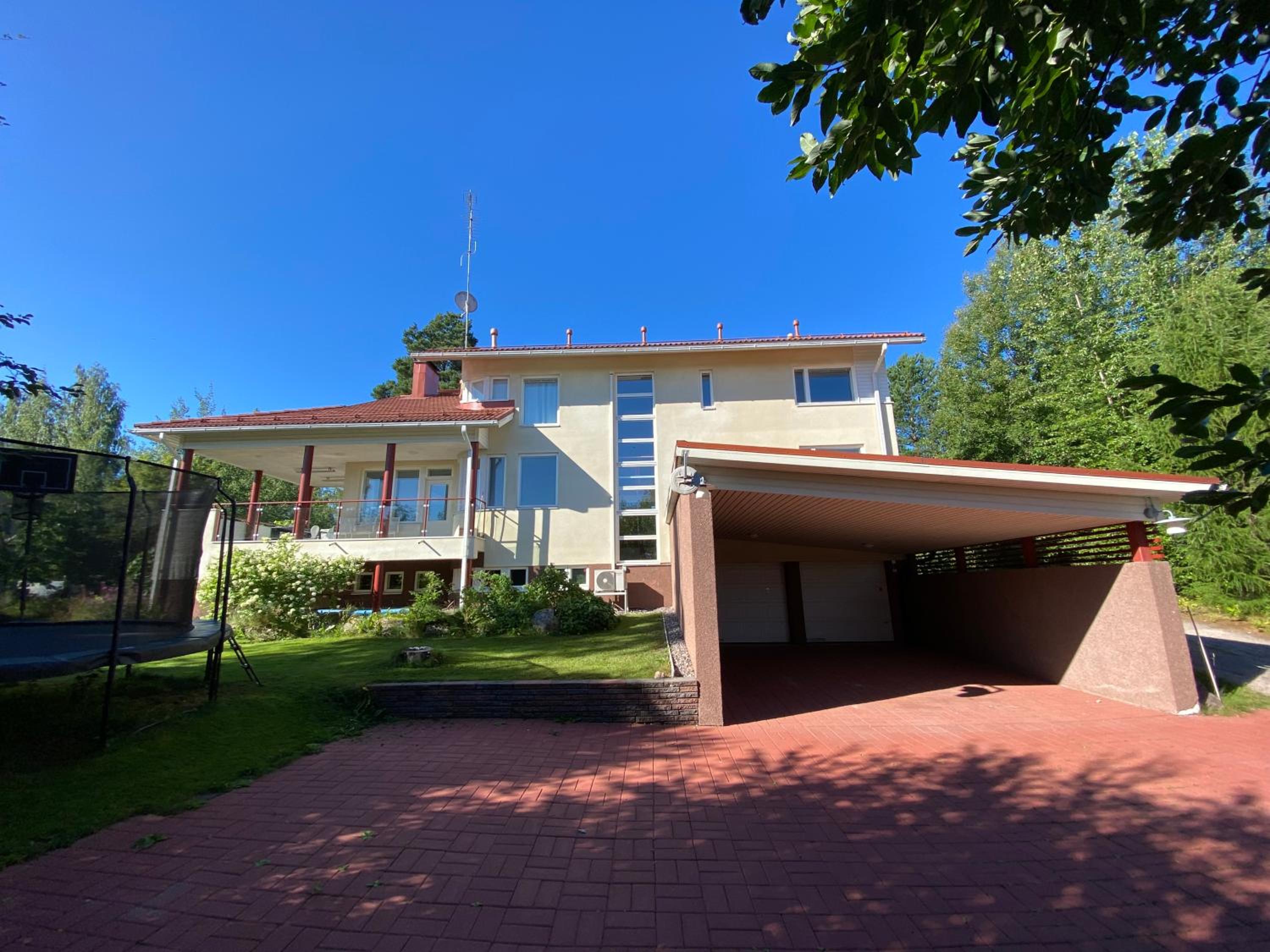 Grand Villa Kivistö near Helsinki airport Images