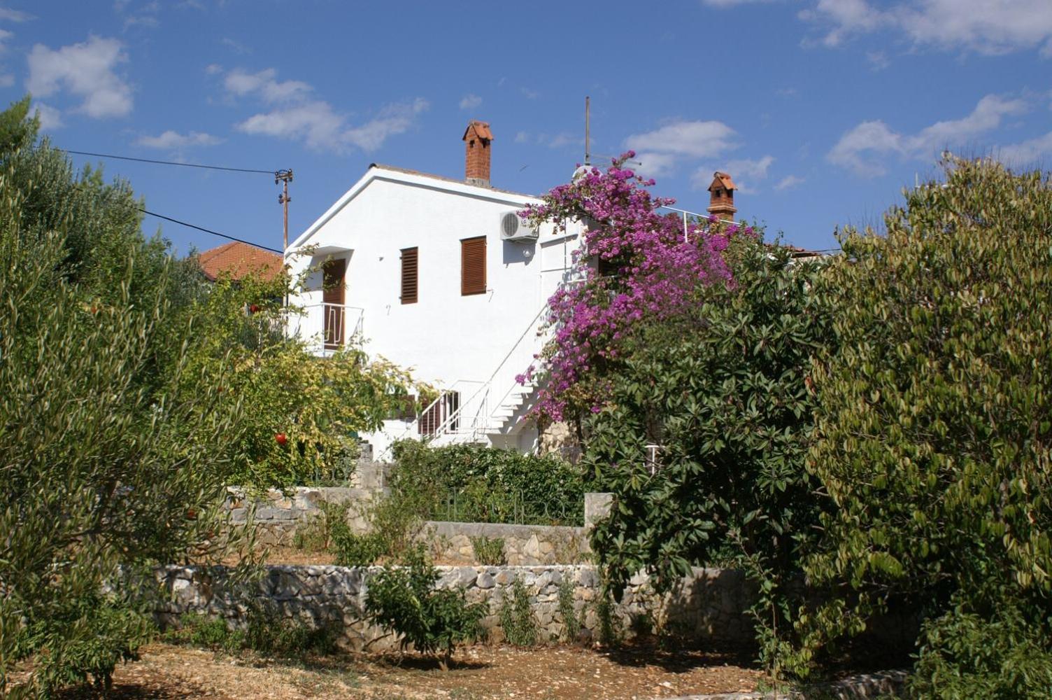 Apartments by the sea Seget Vranjica, Trogir - 1037 Images