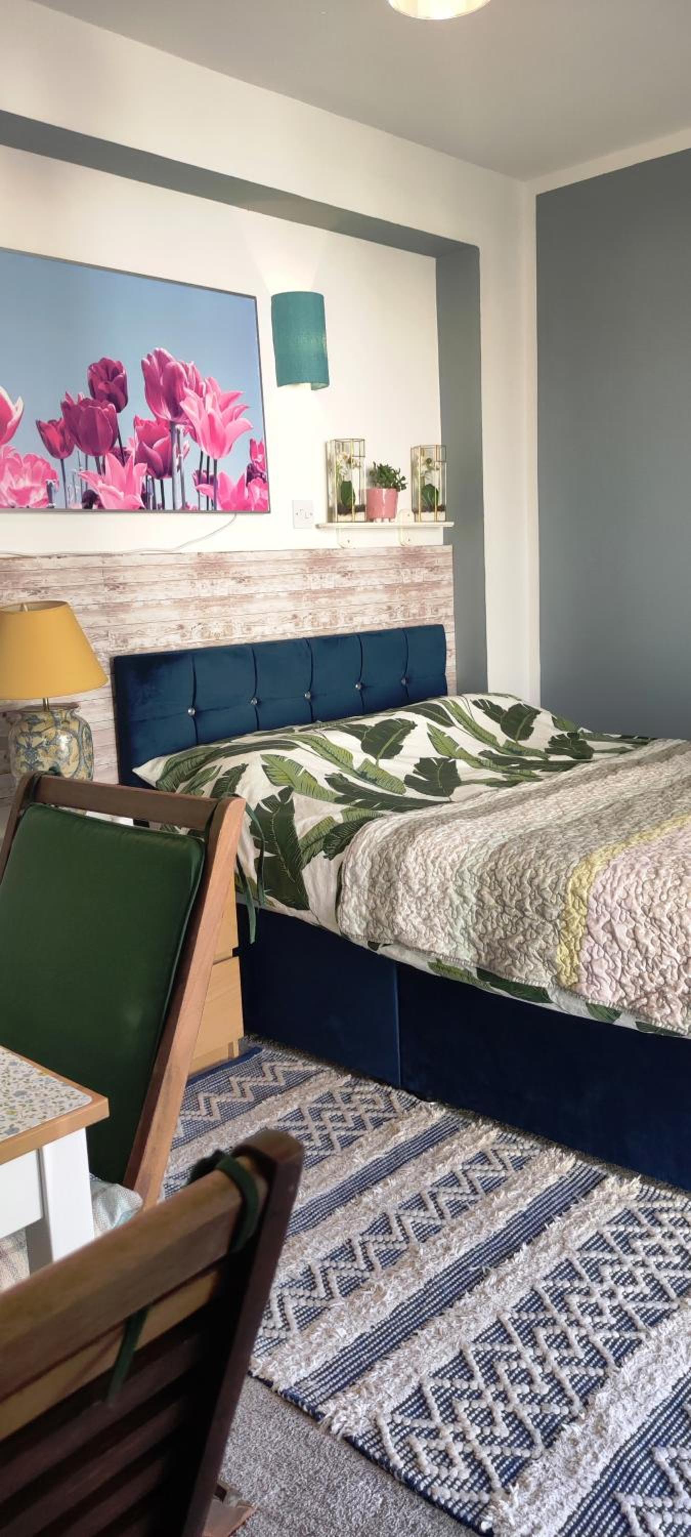Key Locker by WhatsApp , Joanna's Little Studio, Own entrance, Own Bathroom Images