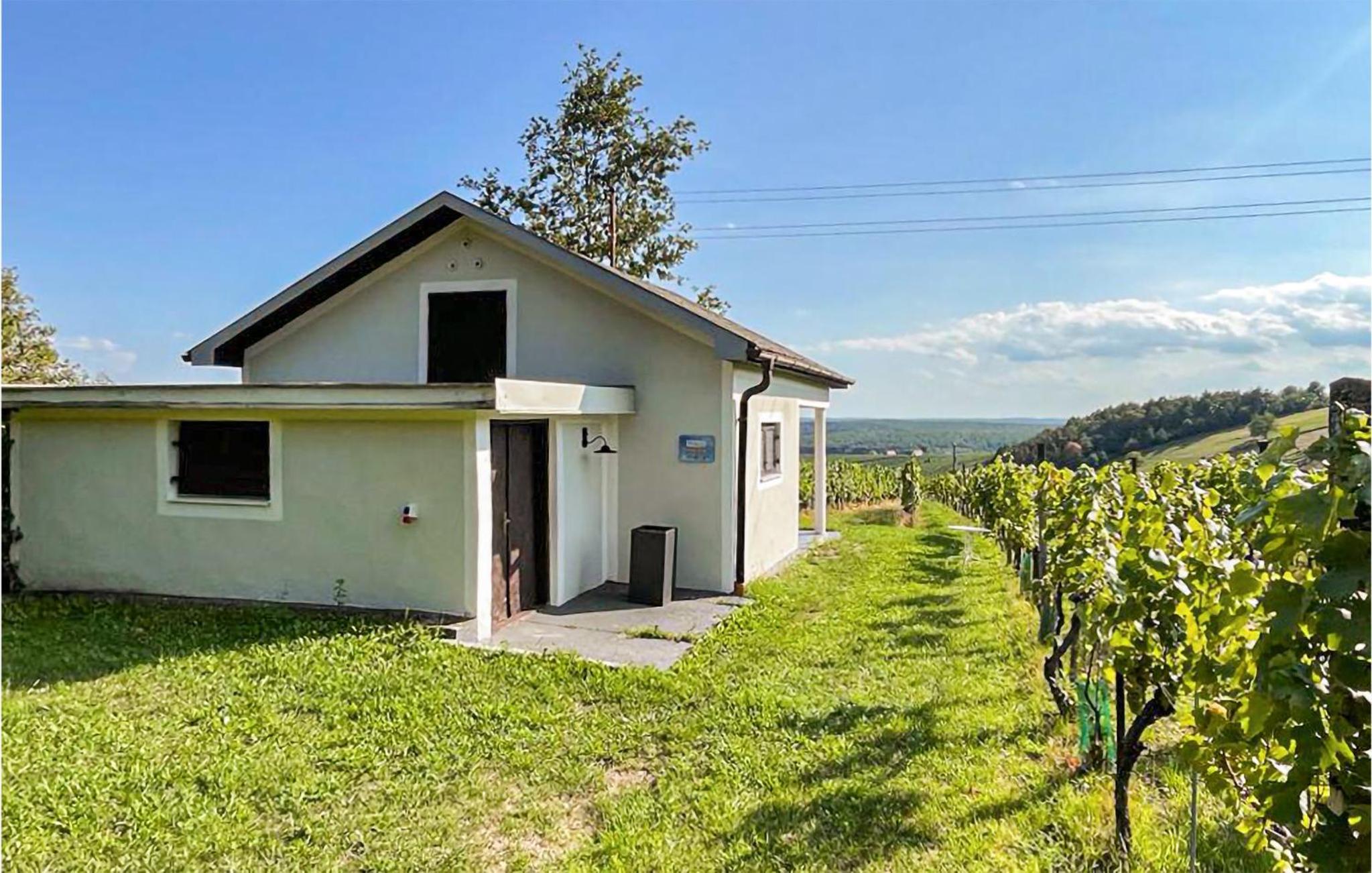 Schoenes Ferienhaus Eisenberg Images