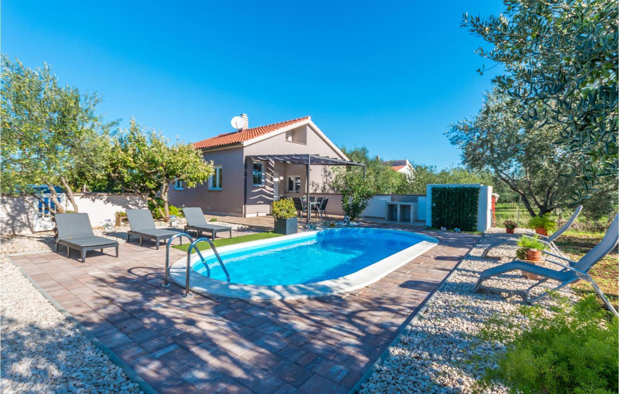 Gorgeous Home In Dobropoljana Images