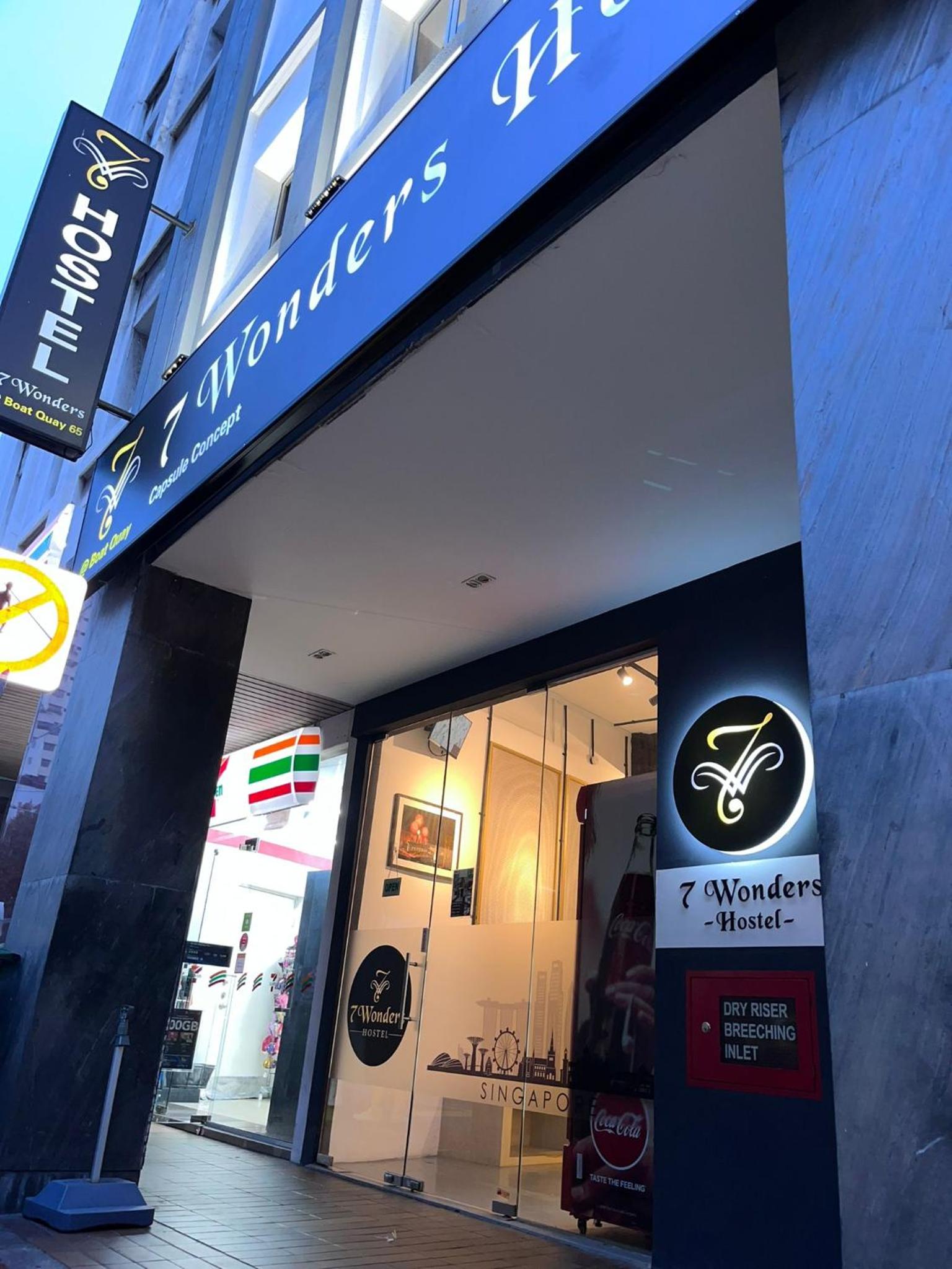 7 Wonders Hostel @ Boat Quay Images