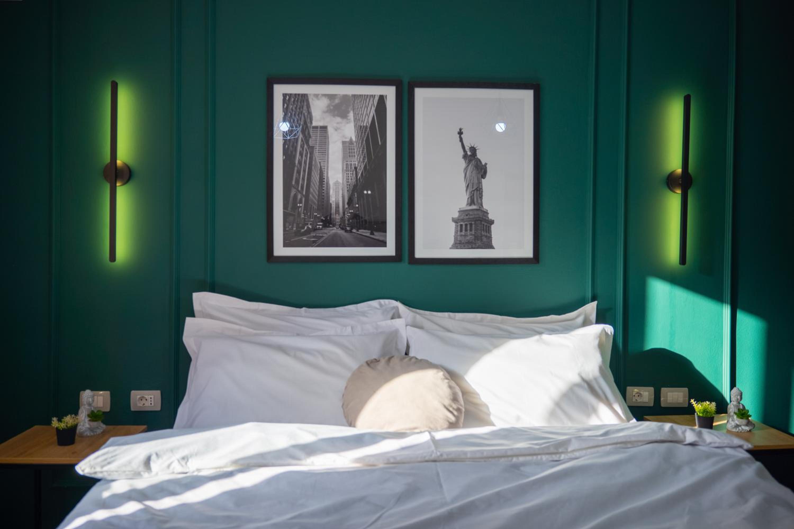 Blloku Area Modern App - THE NEST Images