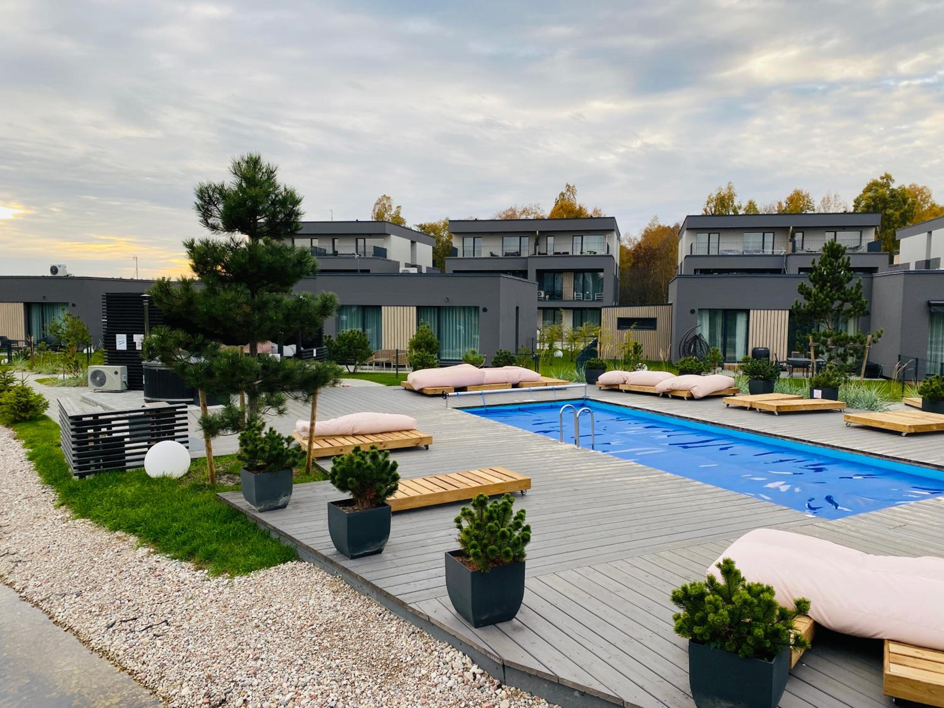 Amsterdam Residence Images