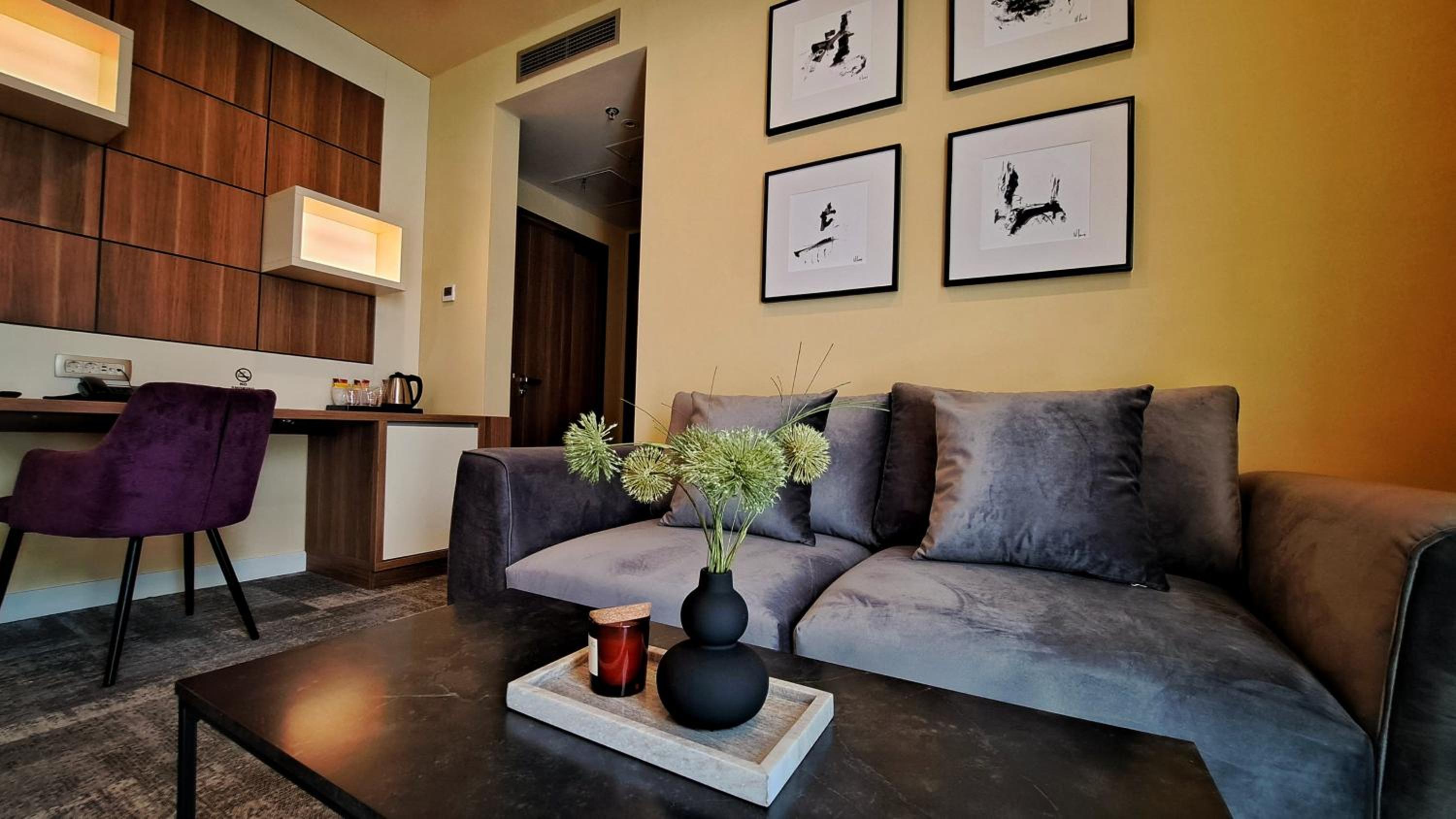 Hotel ETNA Images