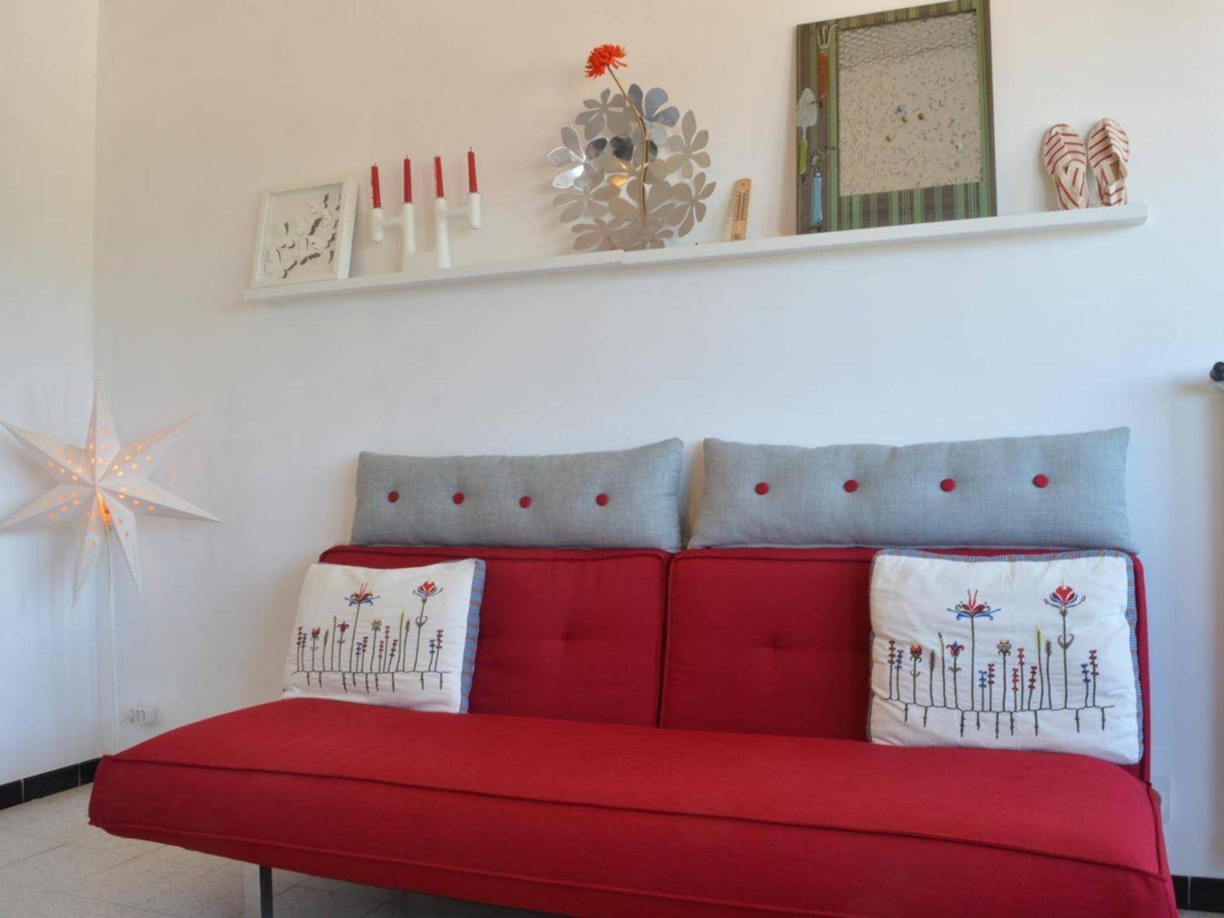Appartement 2P 4 couchages à 300m plage des Elmes avec parking - FR-1-225C-412 Images