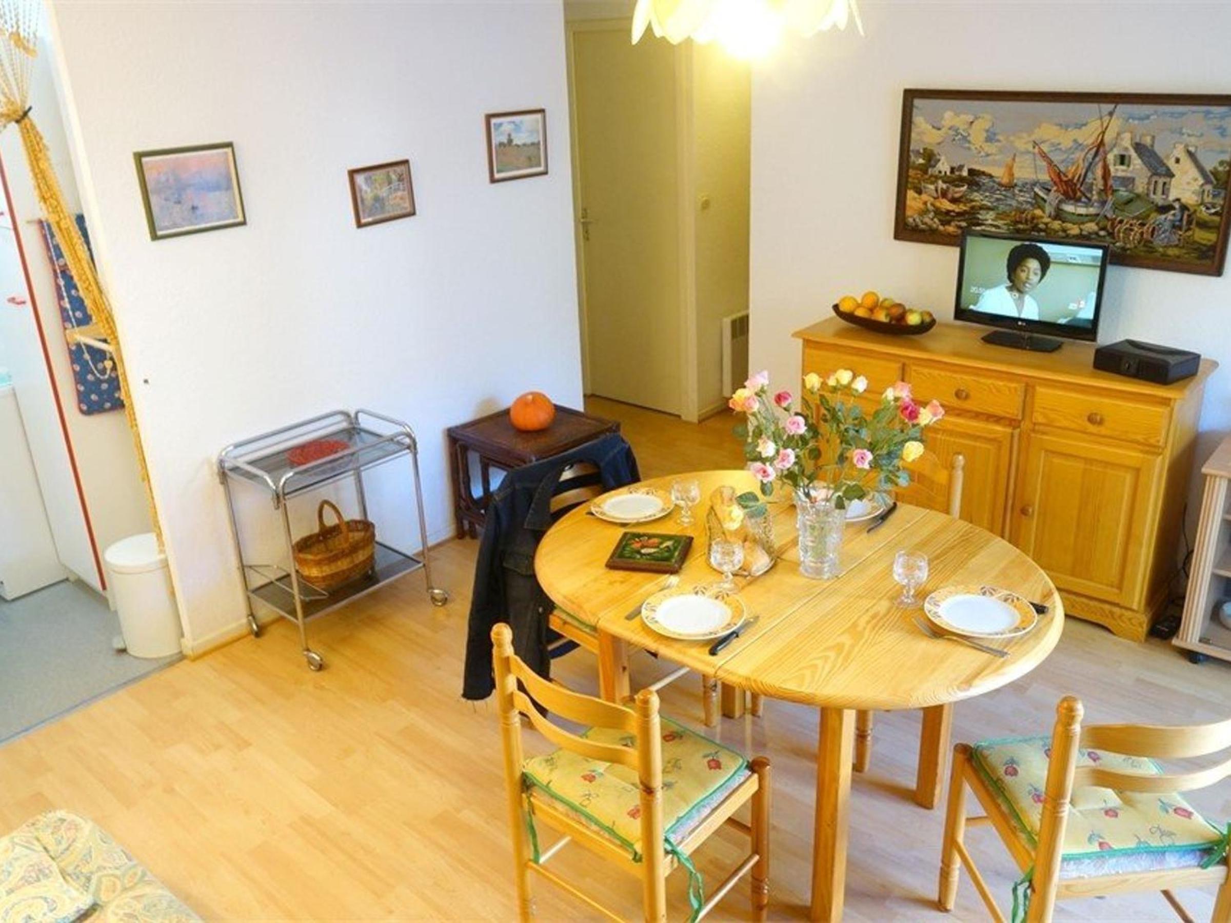Charmant T2 Cabine à Luchon - Terrasse & Parking - Proche Centre & Commodités - Animaux Admis - FR-1-313-123 Images