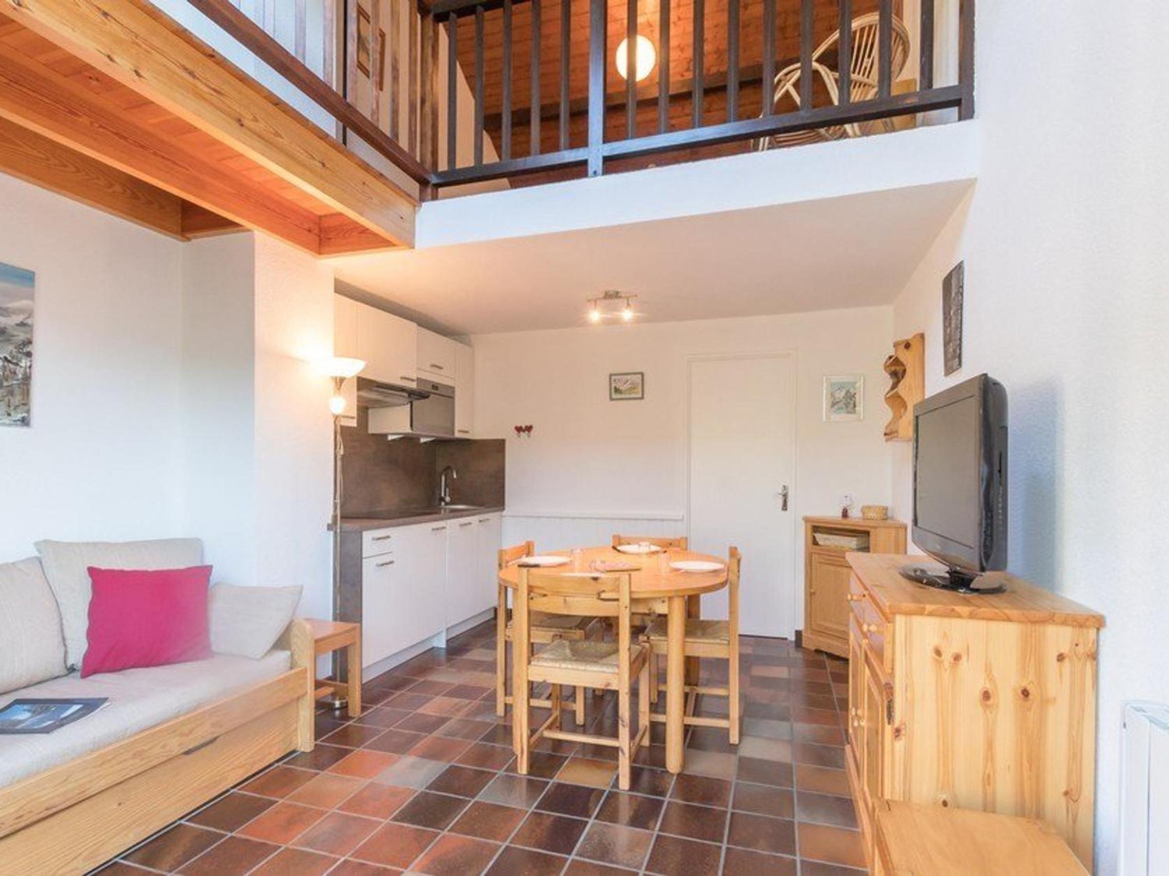 Duplex 6 pers avec mezzanine et parking à Serre-Chevalier, Saint-Chaffrey - FR-1-330E-27 Images