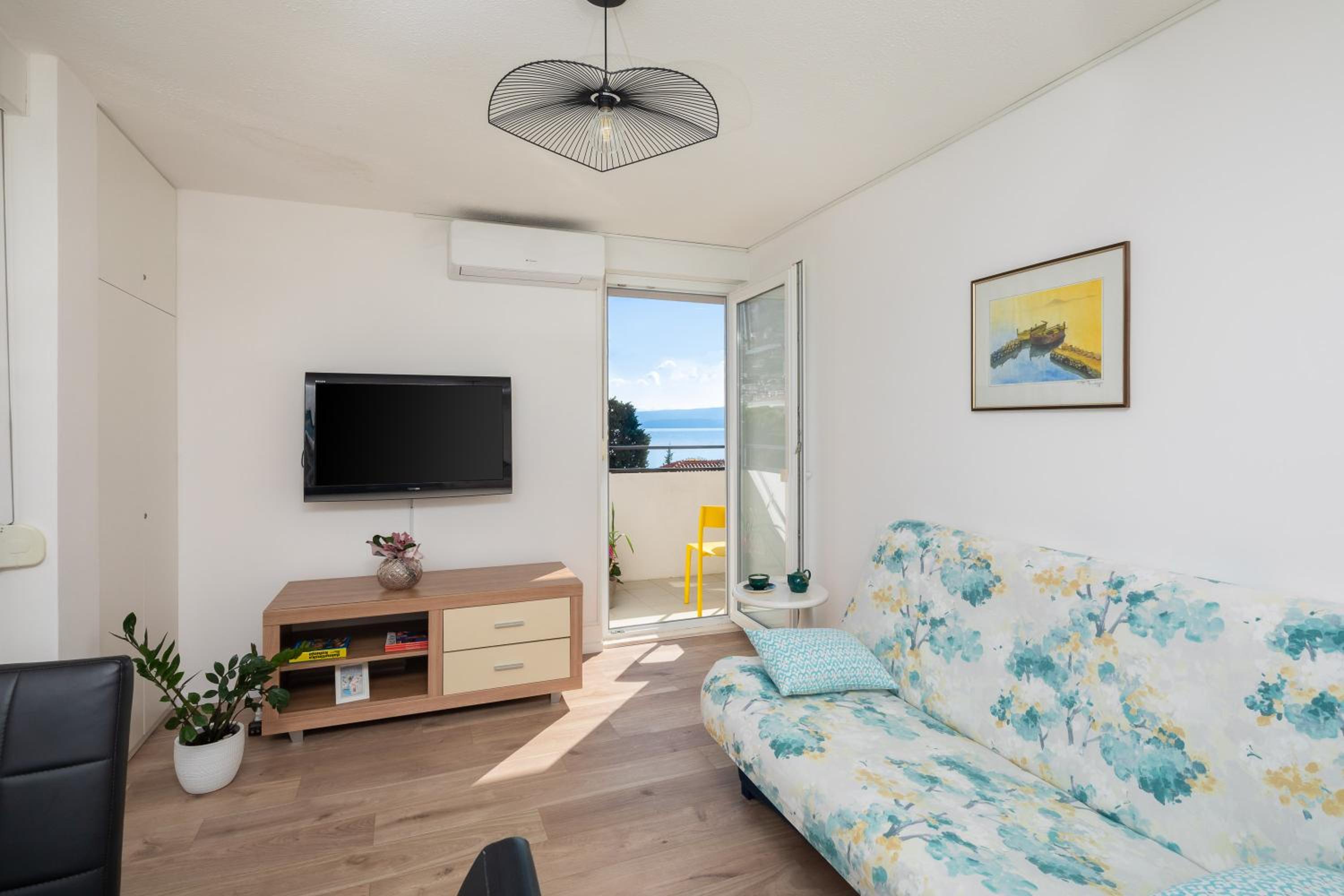 Bounty Apartment Images