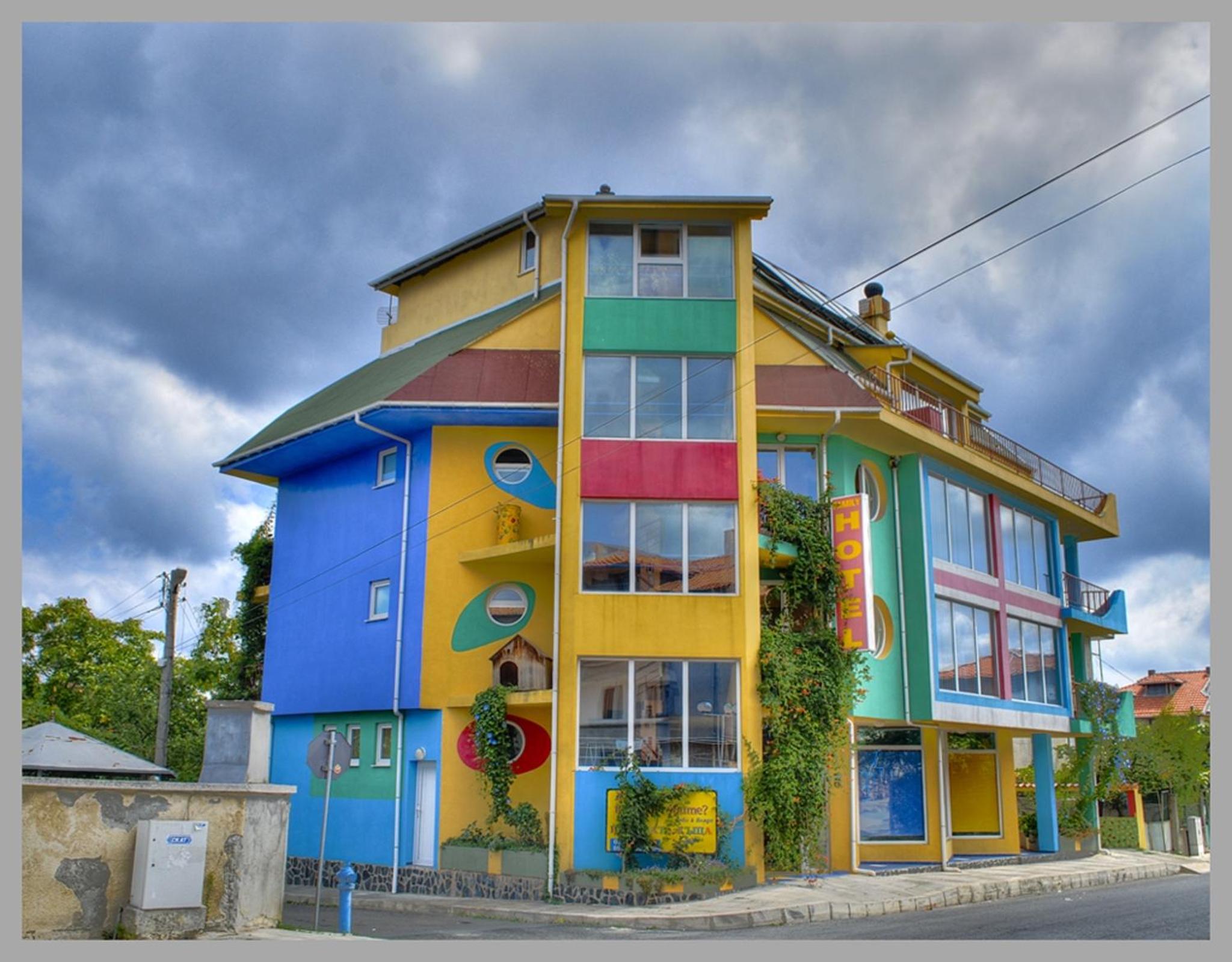 The Colourful Mansion Hotel Images