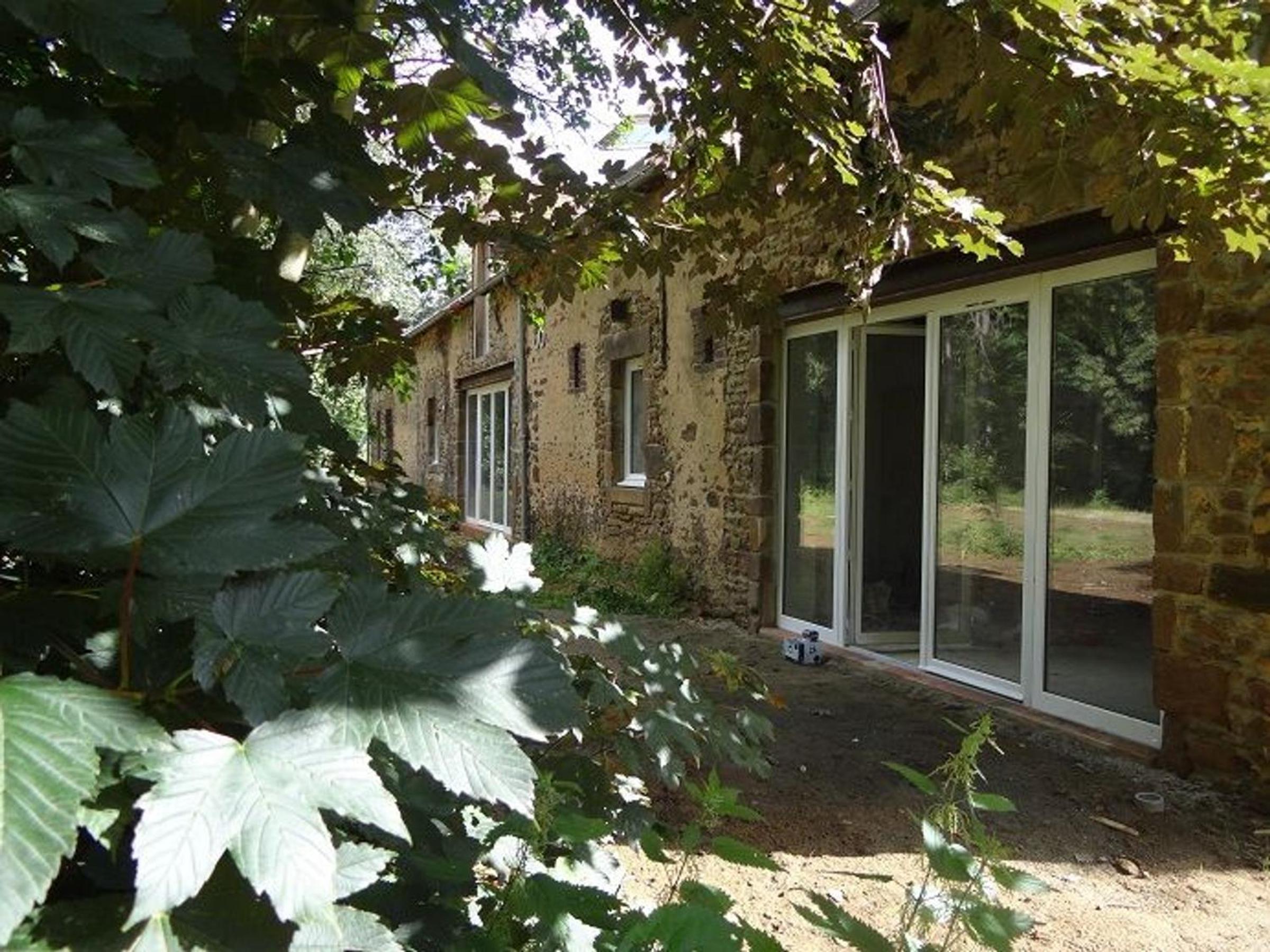 Charmante Ferme Rénovée avec Terrasse à 7 km du Mans, 8 Couchages, TV, Internet, Cuisine Équipée - FR-1-410-254 Images