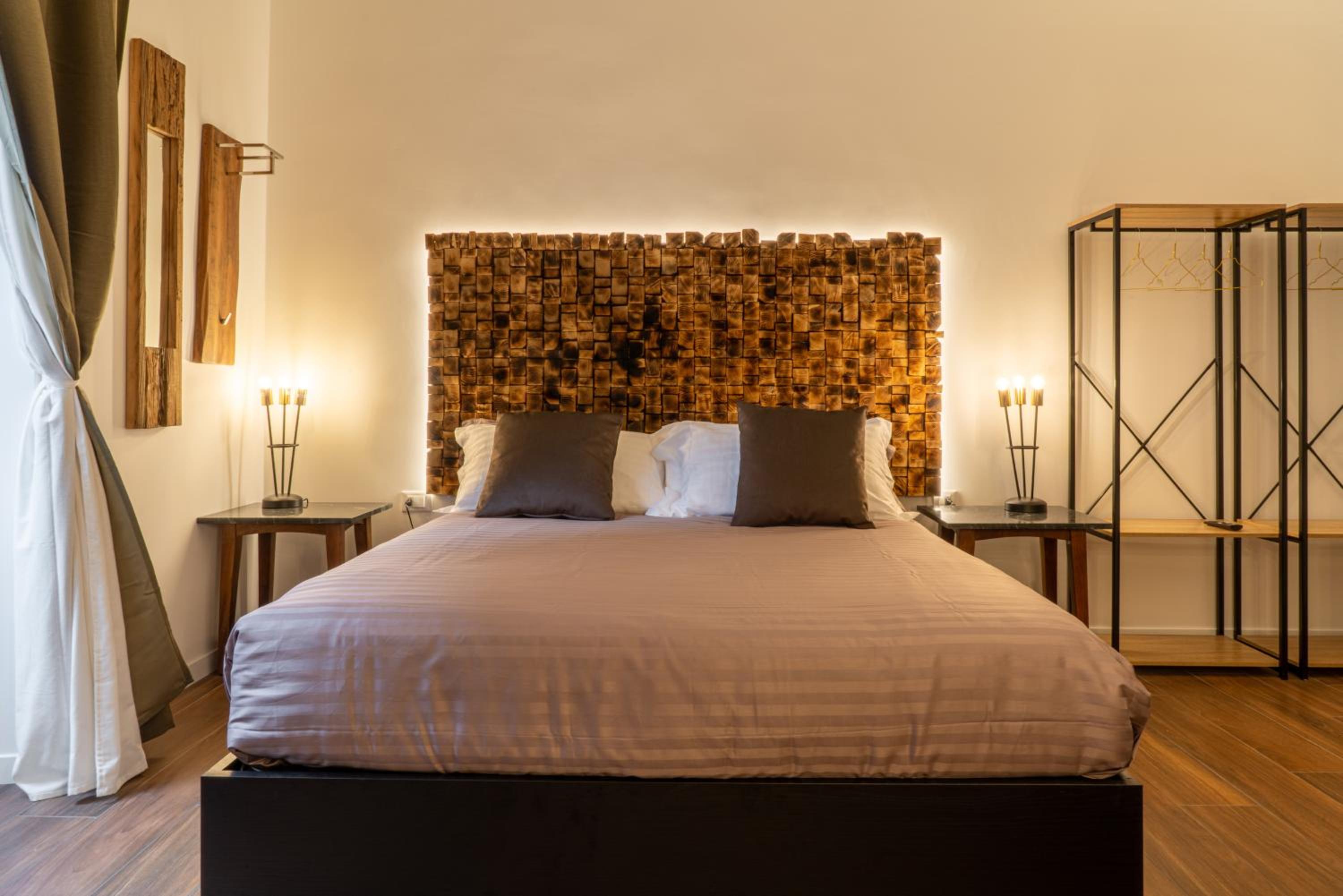 Alessandria Suites Roma Images