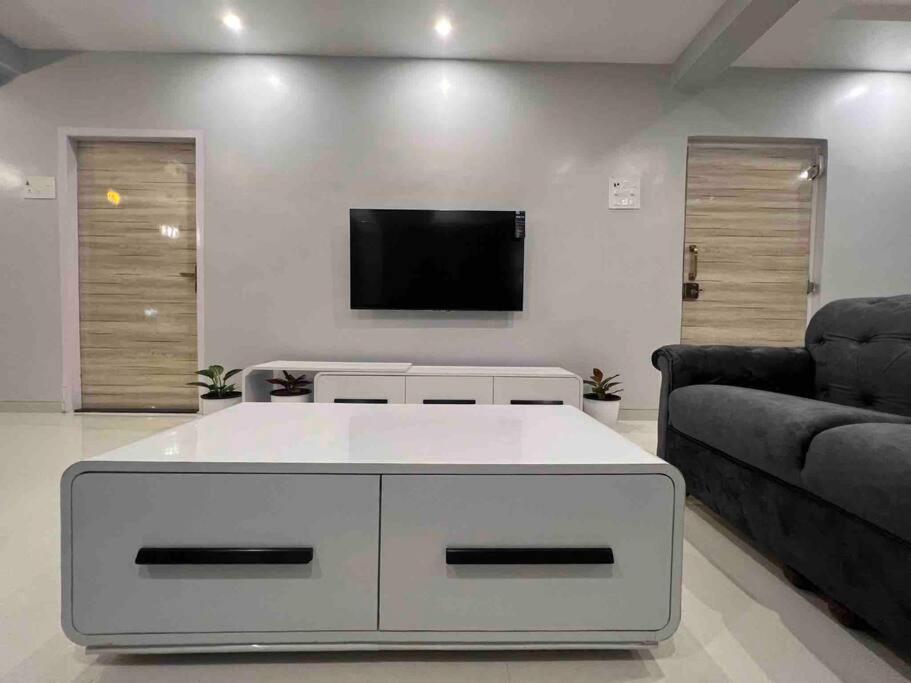 Dattaraj Luxury Villa, Alibaug Images