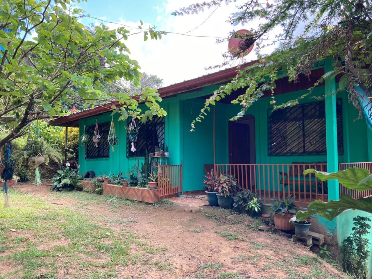Betania House Images