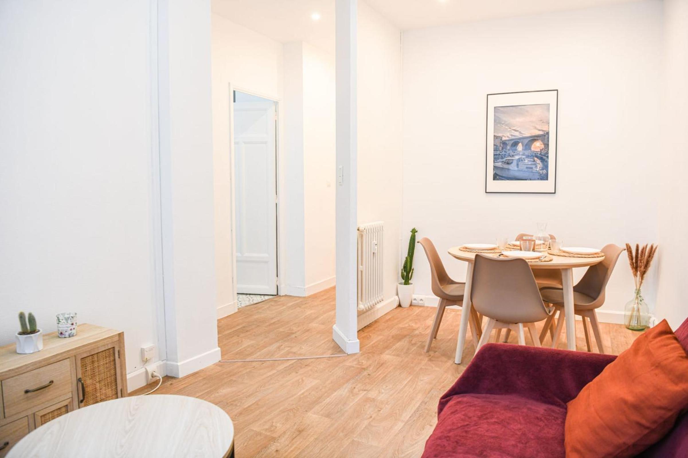 Appartement 1 ch à 1 min de la plage des Catalans Images