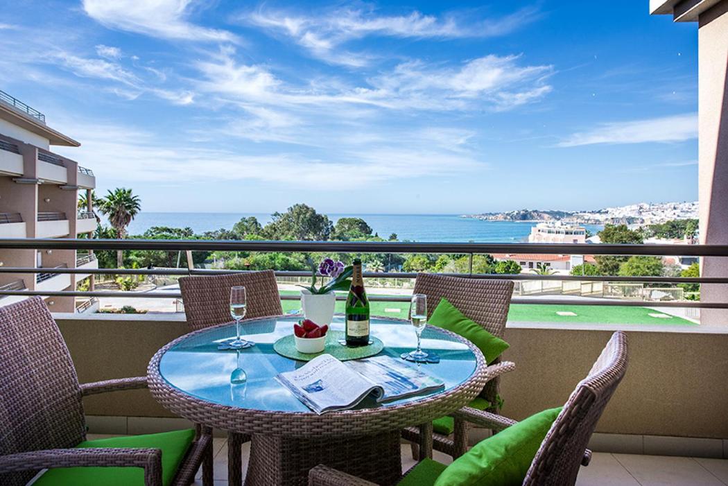 Quinta da Barracuda Prime Sea View Apartment Images