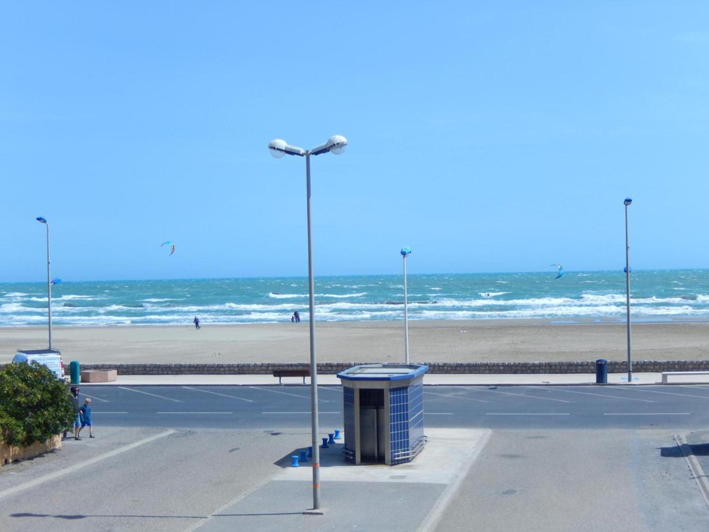 Appt 3 pièces 6 personnes avec parking, à 300m des commerces - FR-1-229C-49 Images