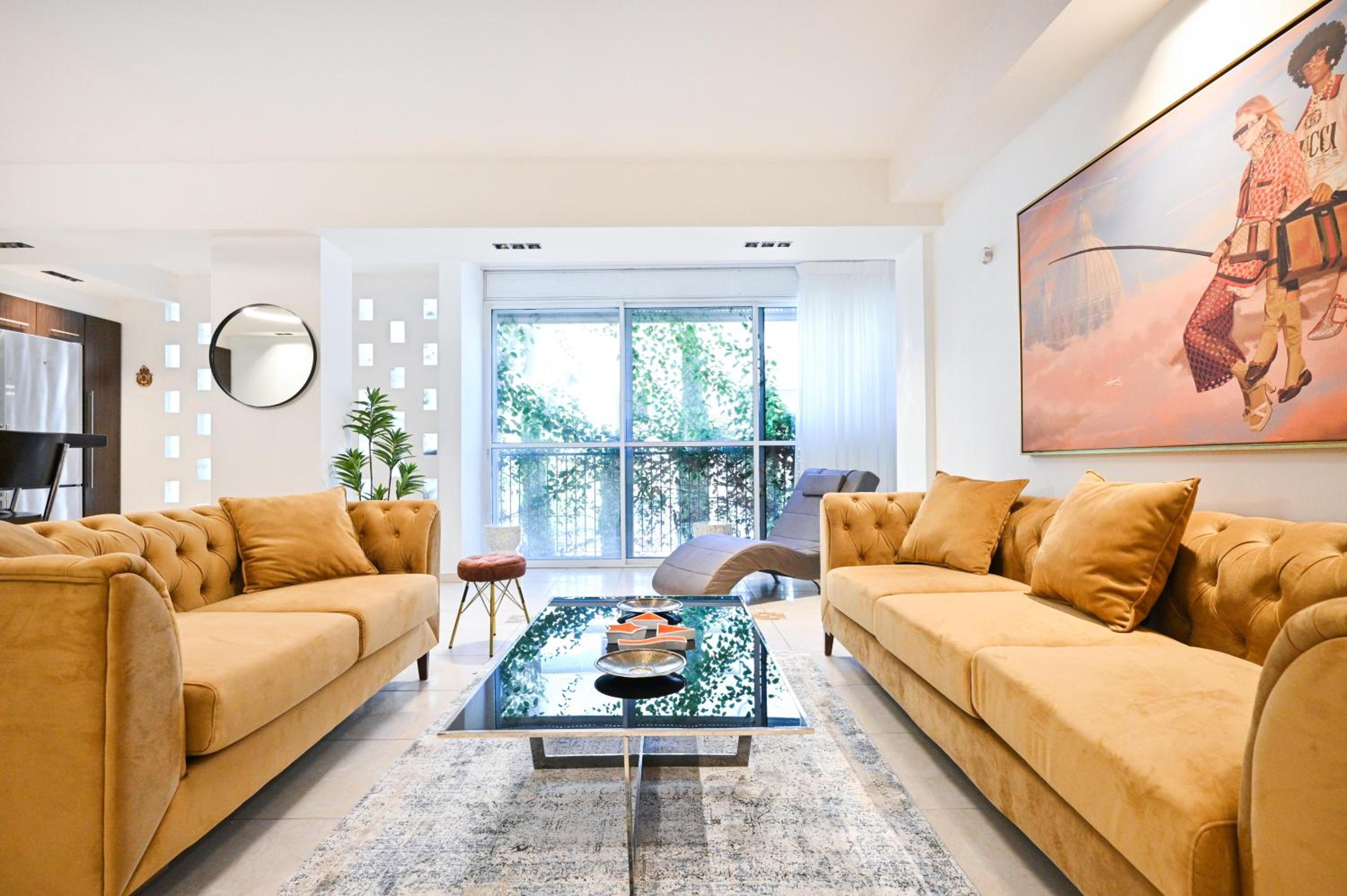 Cozy 2BR in Ben Gurion blvd by HolyGuest Images