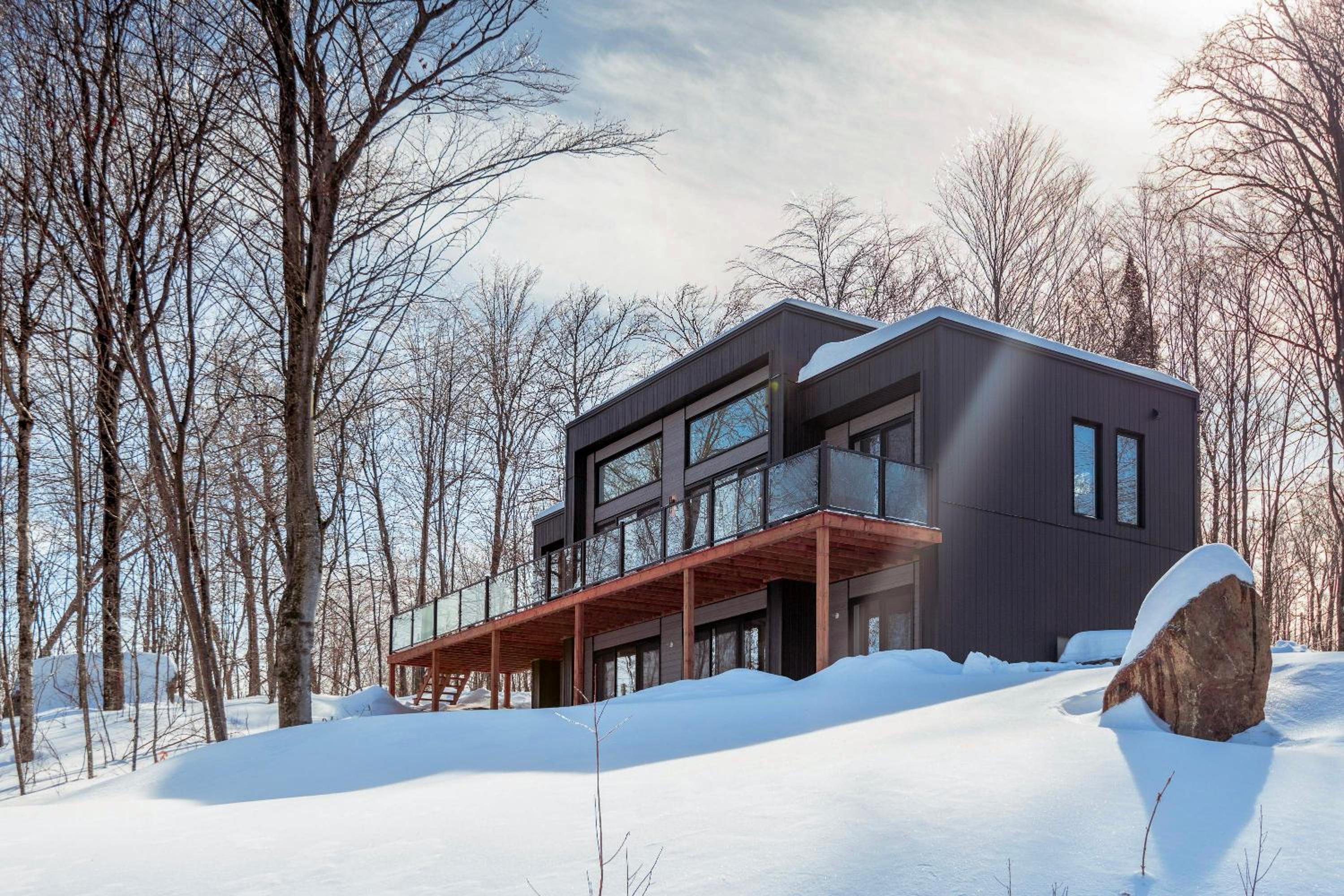 Luxurious Villa Tremblant 4 Bdrs W Hot Tub B5 Images