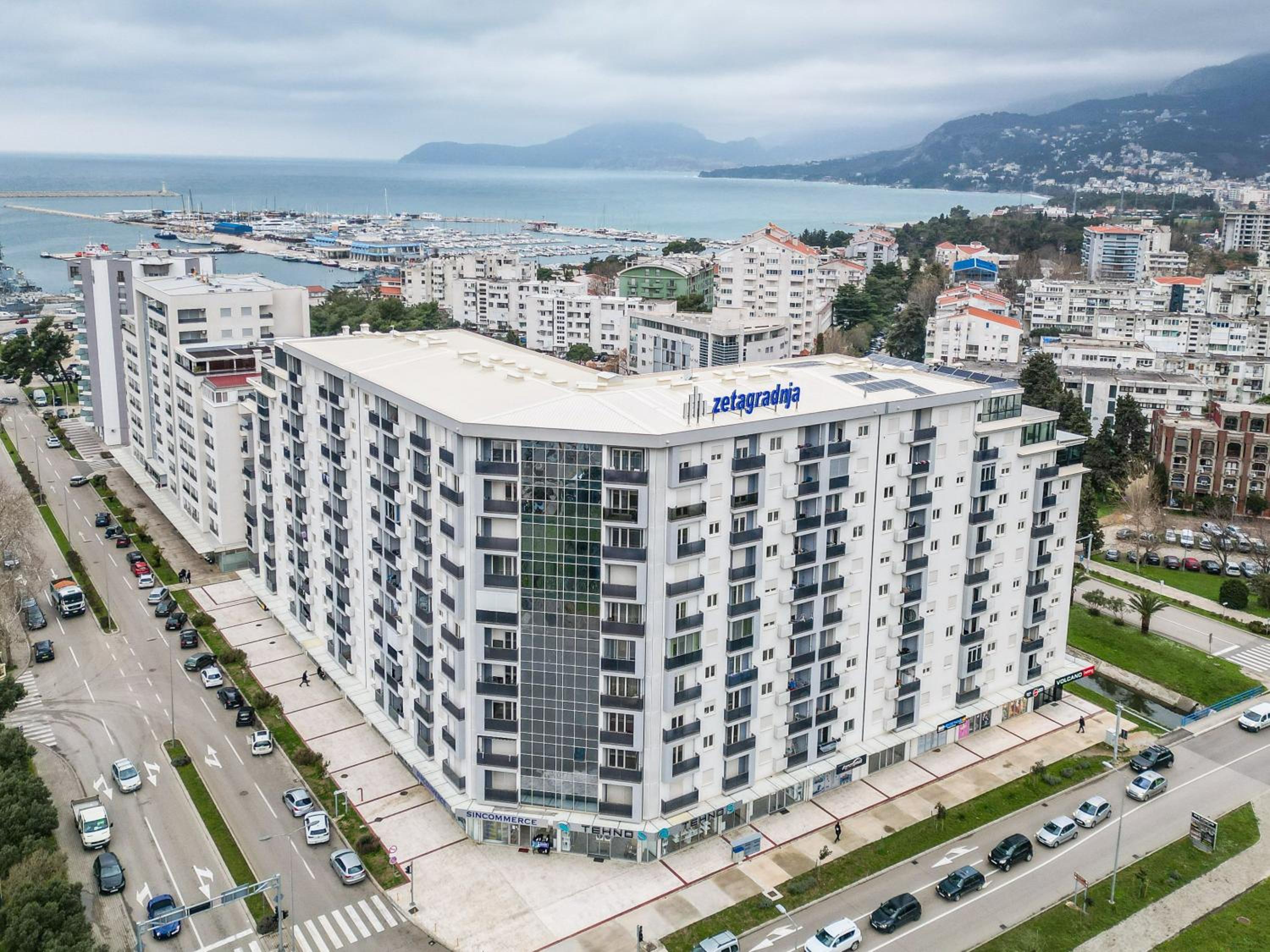 Luxury AMAAA Apartment Images