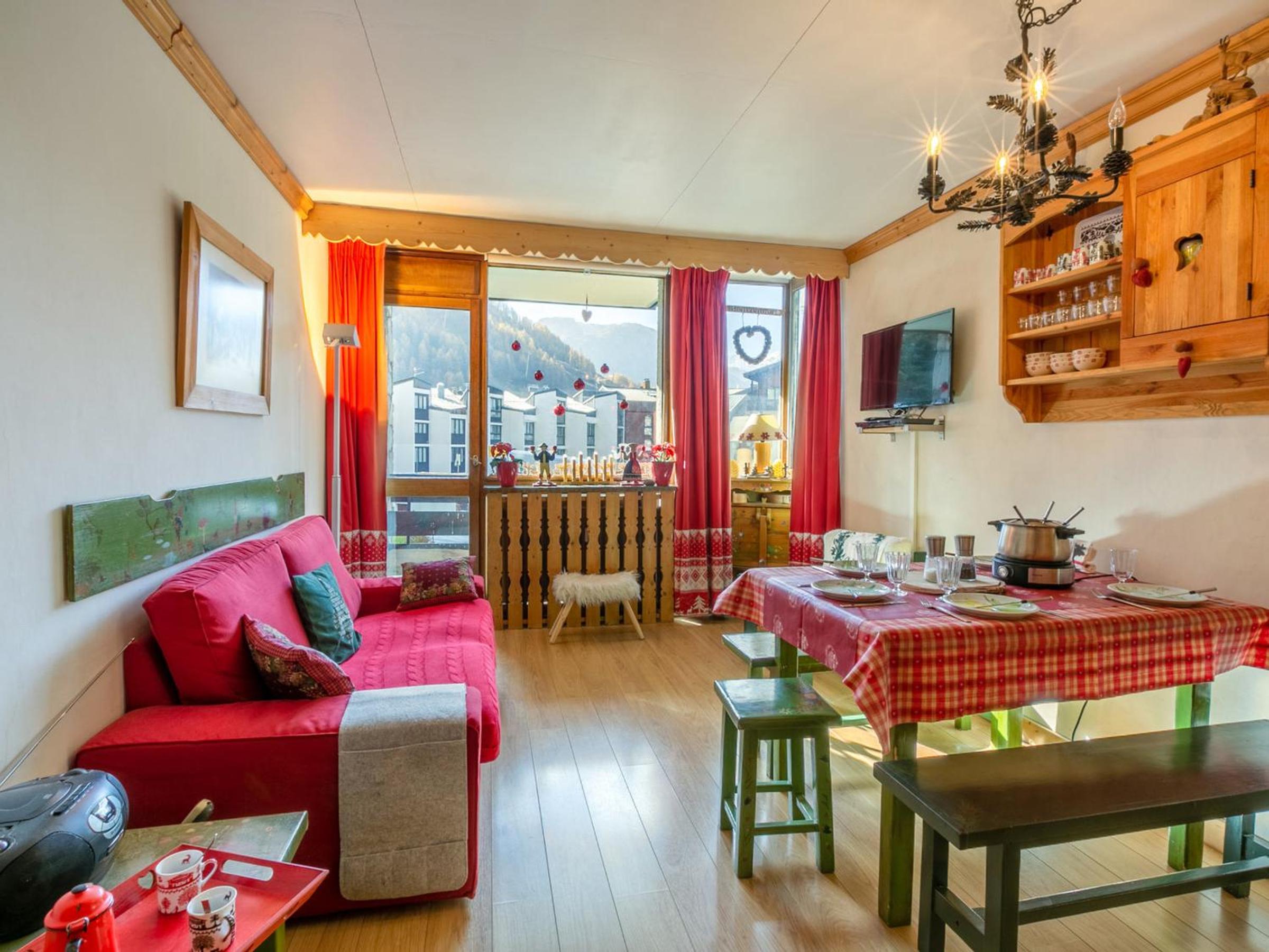 Coquet appartement montagnard proche commodités - FR-1-694-35 Images