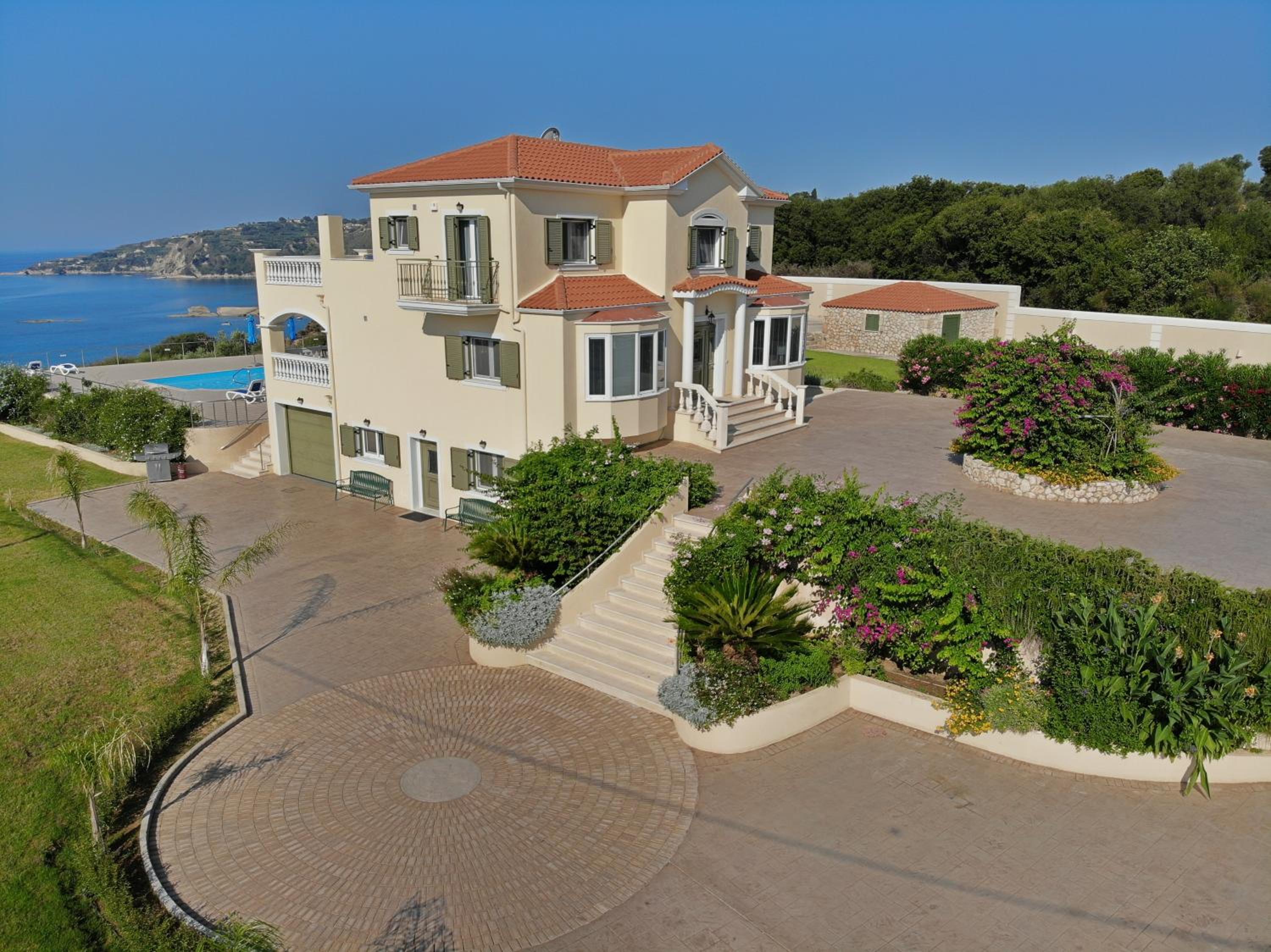 Villa Anna Rebecca Images