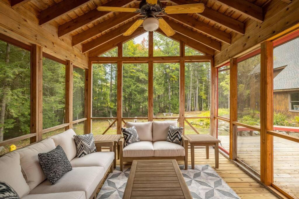 Rustic Big Red Cottage near Sunapee Images