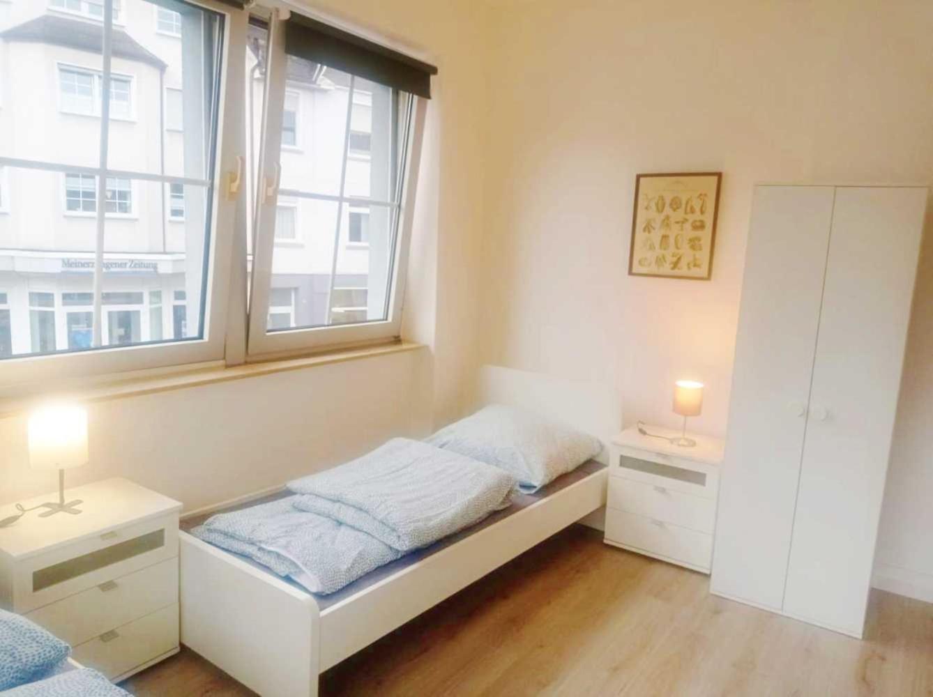 6 room fitter-apartment Images