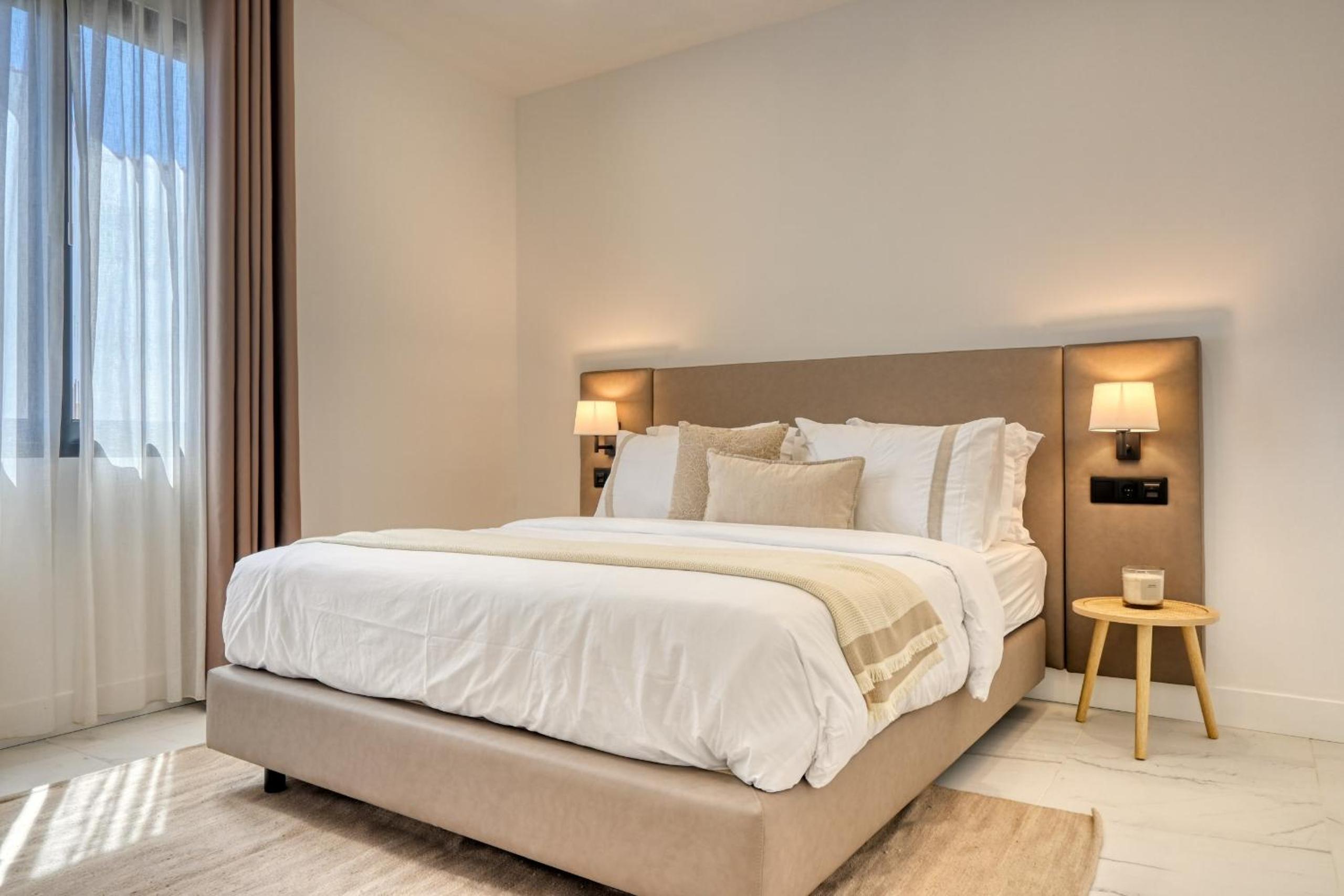 Beco Santa Emilia 2F, a Home in Madeira Images